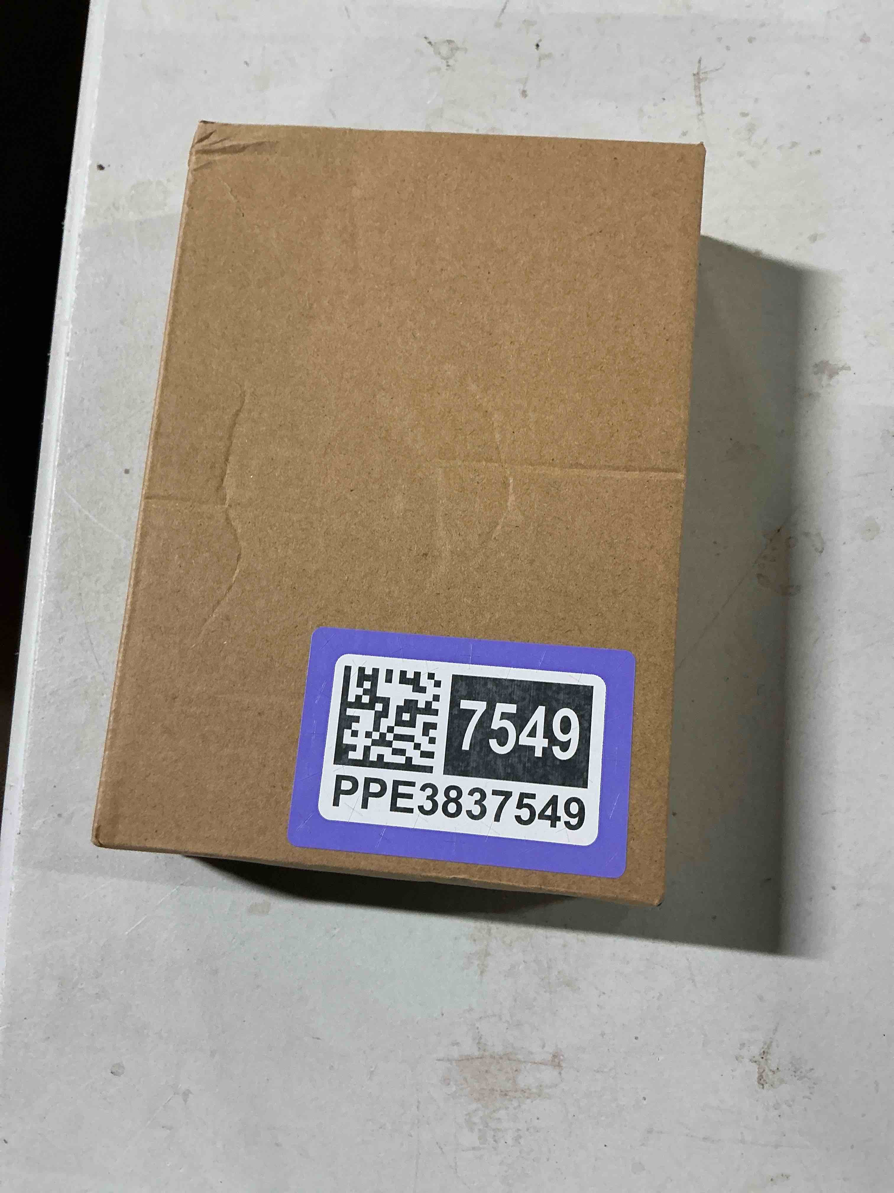 Condition photo showing Good Condition for Set of 2 ~7” x ~5” Picture Frames