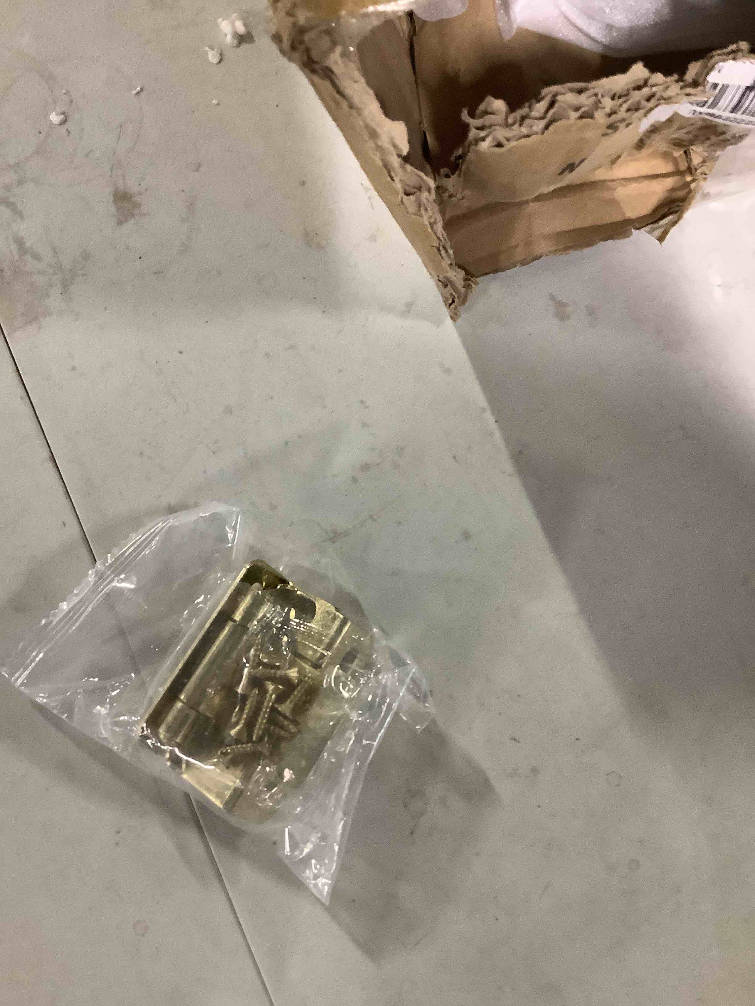 Condition photo showing Good Condition for miscellaneous hardware