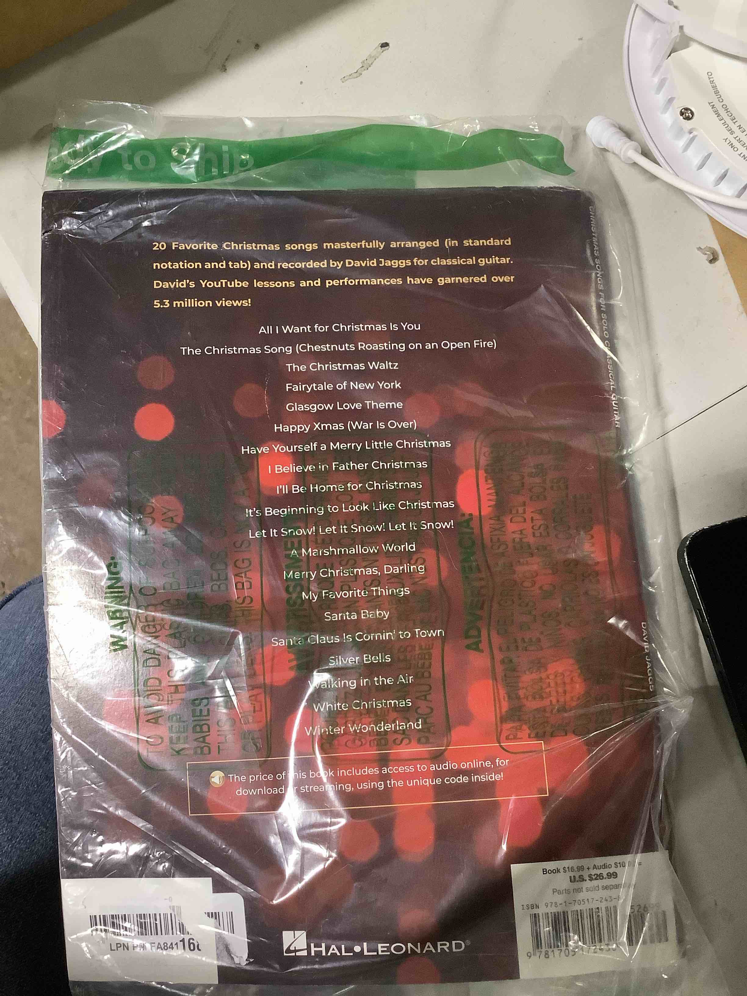 Condition photo showing Good Condition for Book of Christmas songs for solo classic guitars