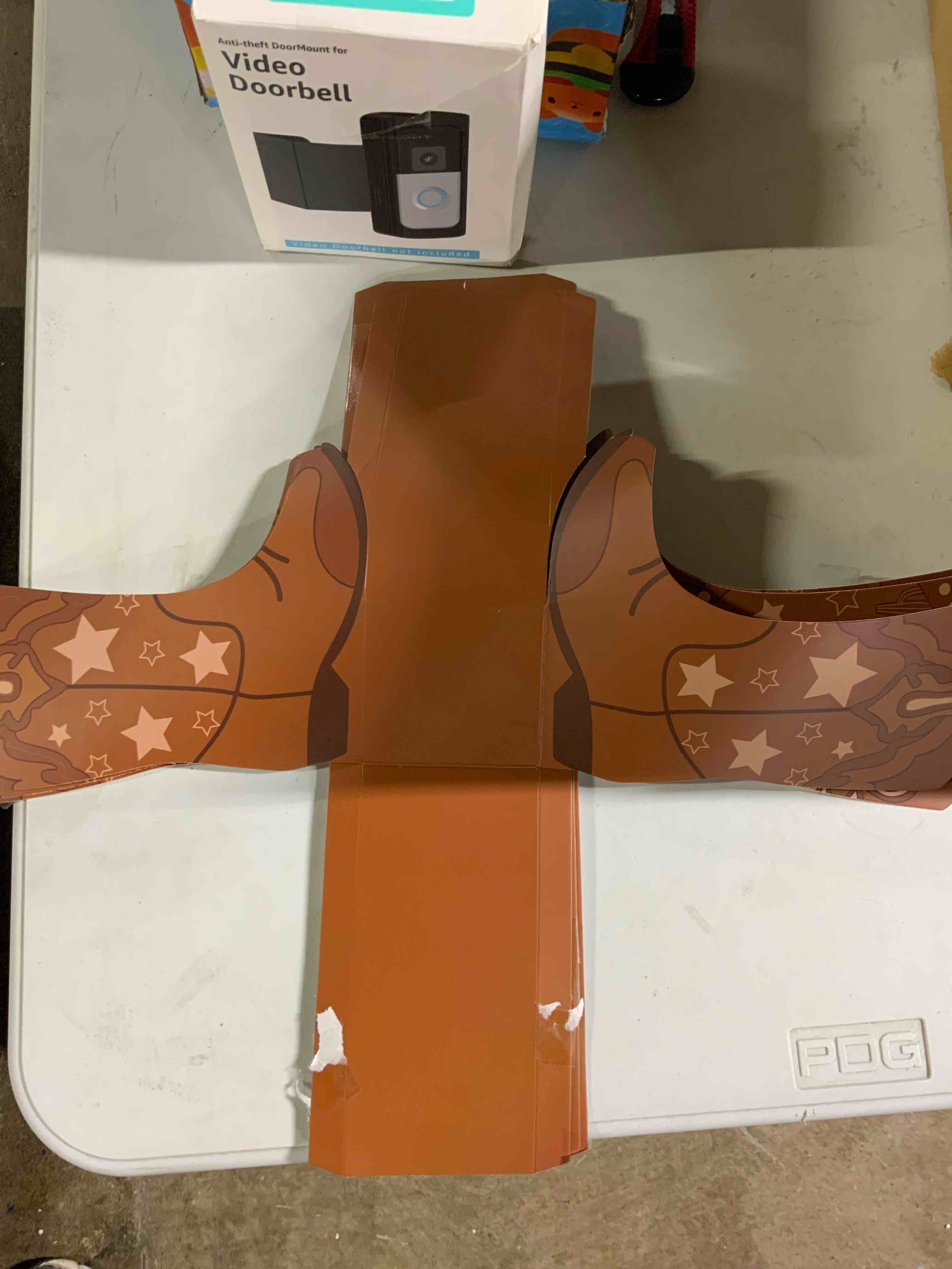 Condition photo showing Good Condition for Birthday/Misc Decorations