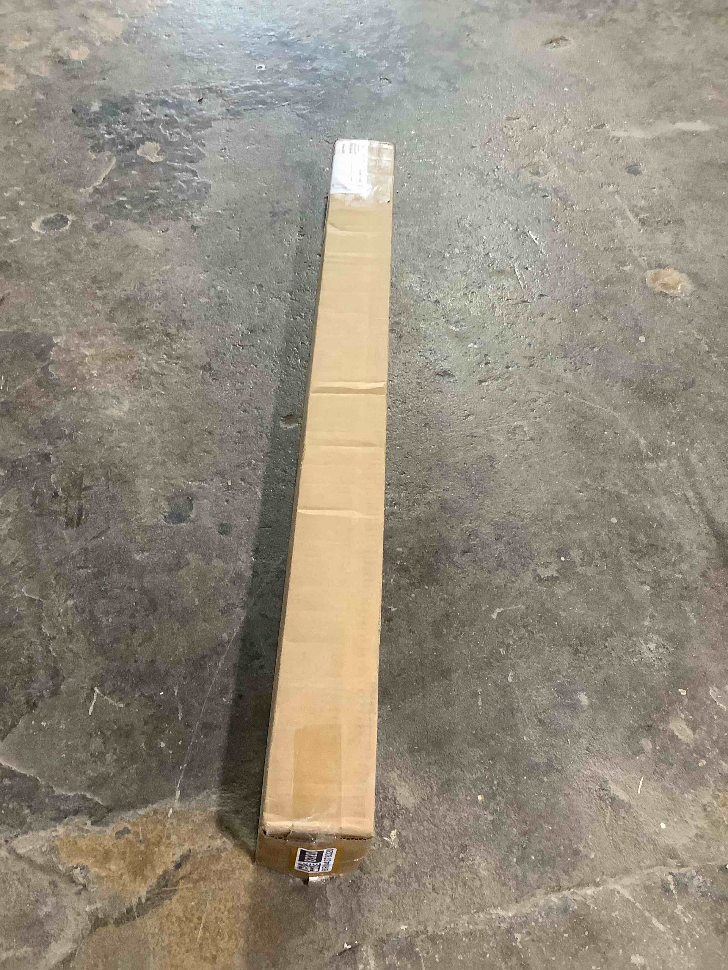 Condition photo showing Good Condition for (may not match exactly with photo)Vintage Botanical Wall Art with Heron \u0026 Floral Landscape â€“ Classic Chinoiserie Style Hanging DÃ©cor