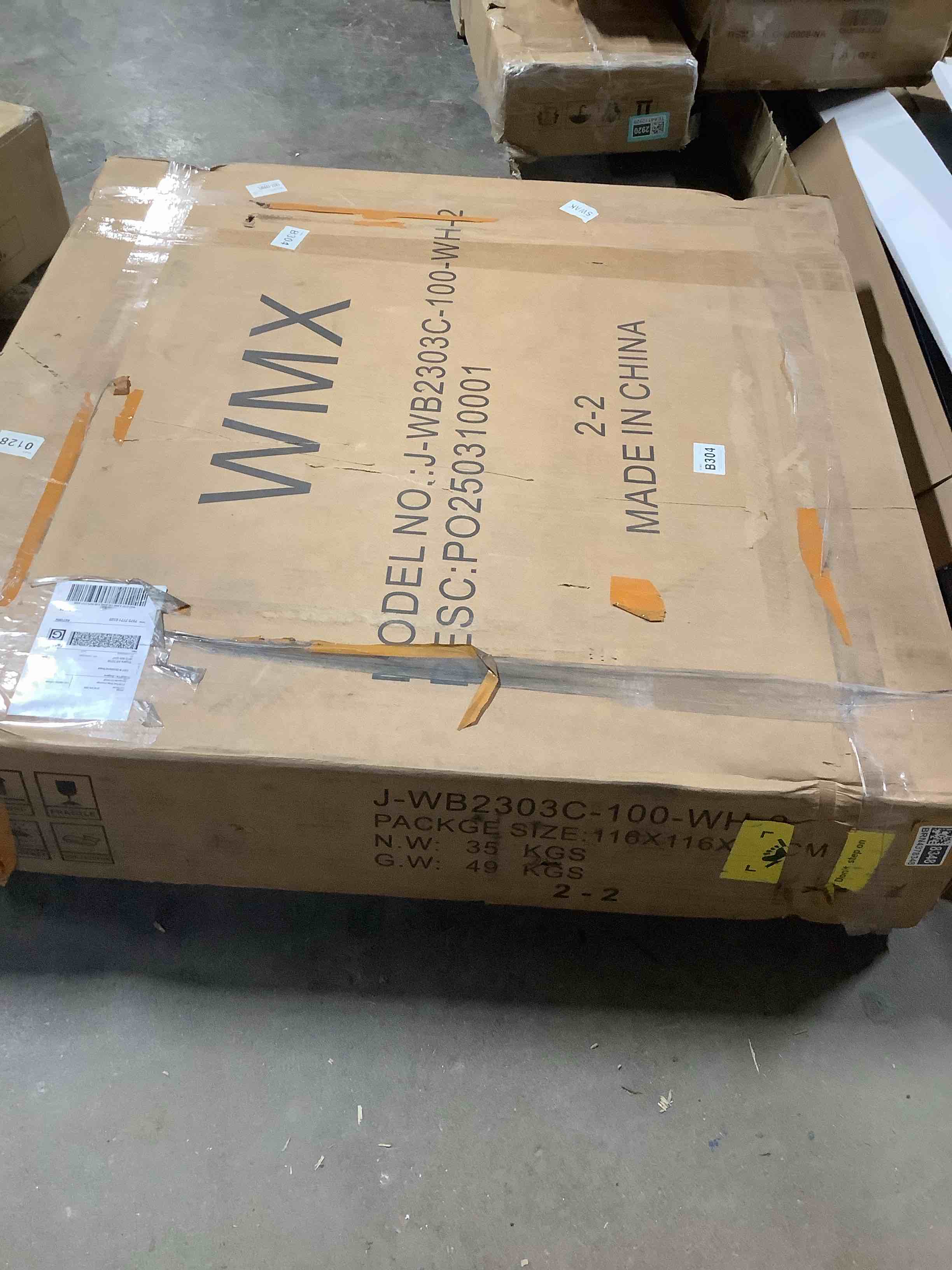 Condition photo showing Good Condition for marble table top