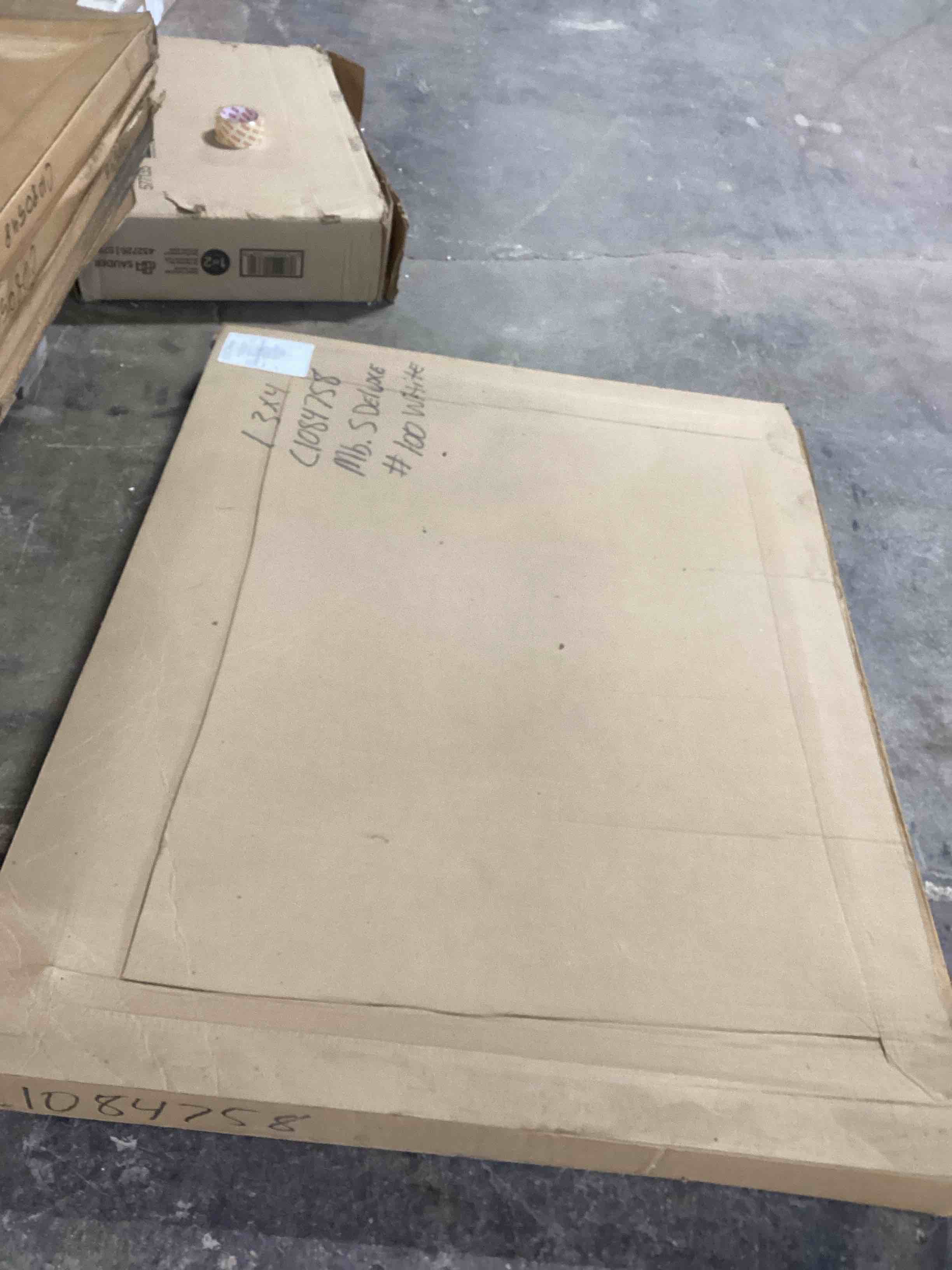 Condition photo showing Good Condition for Dry Erase Board