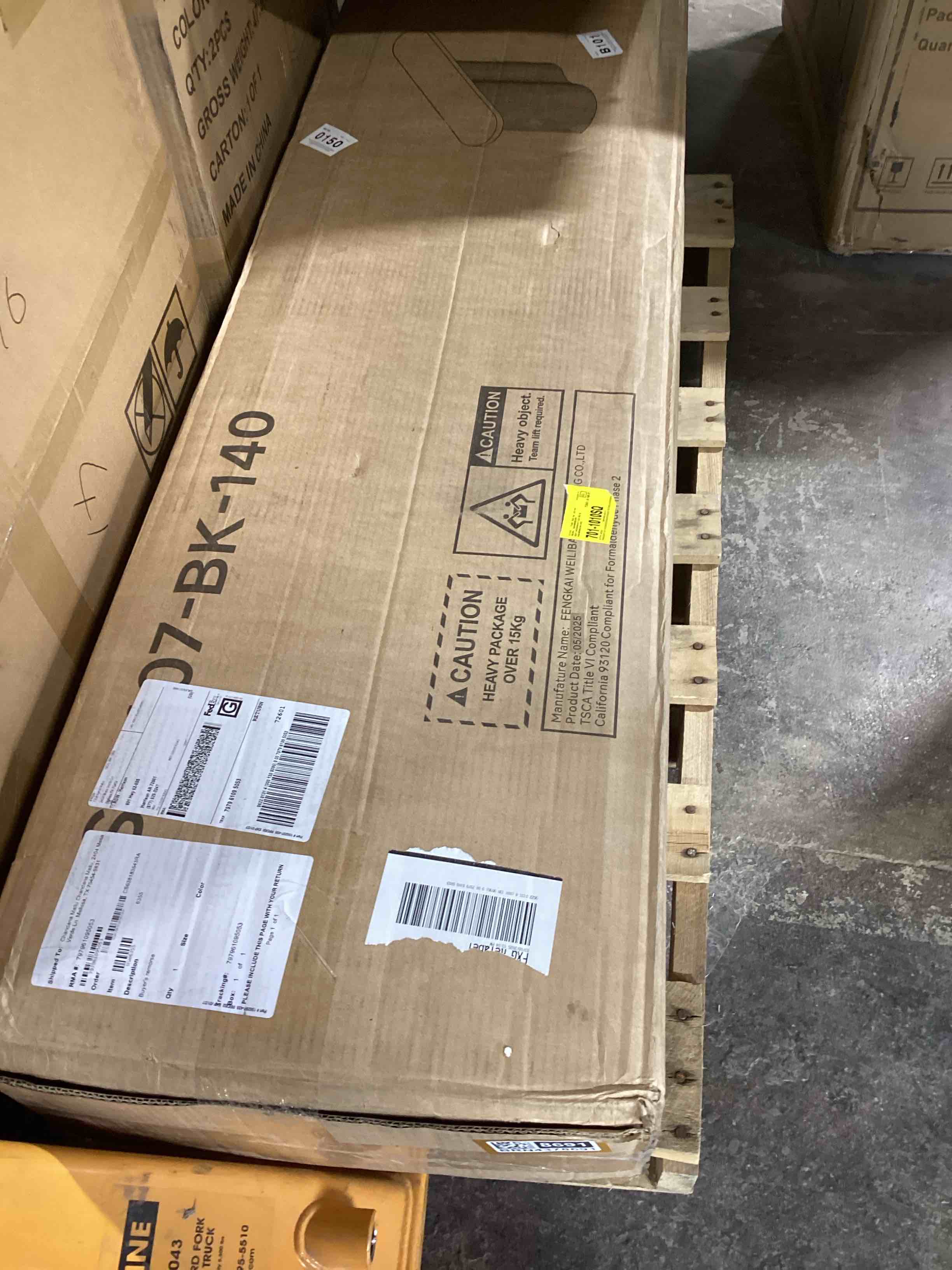 Condition photo showing Good Condition for 57.1\u0027\u0027 Console Table With Classic Tambour Design, Extra Long Sofa Table For Hallway, Entryway, Living Room