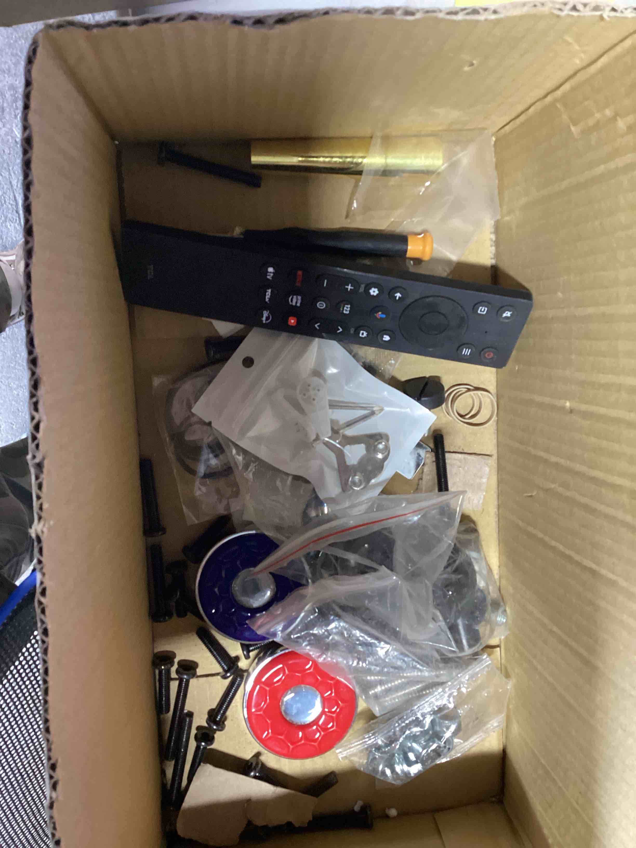 Condition photo showing Good Condition for miscellaneous hardware