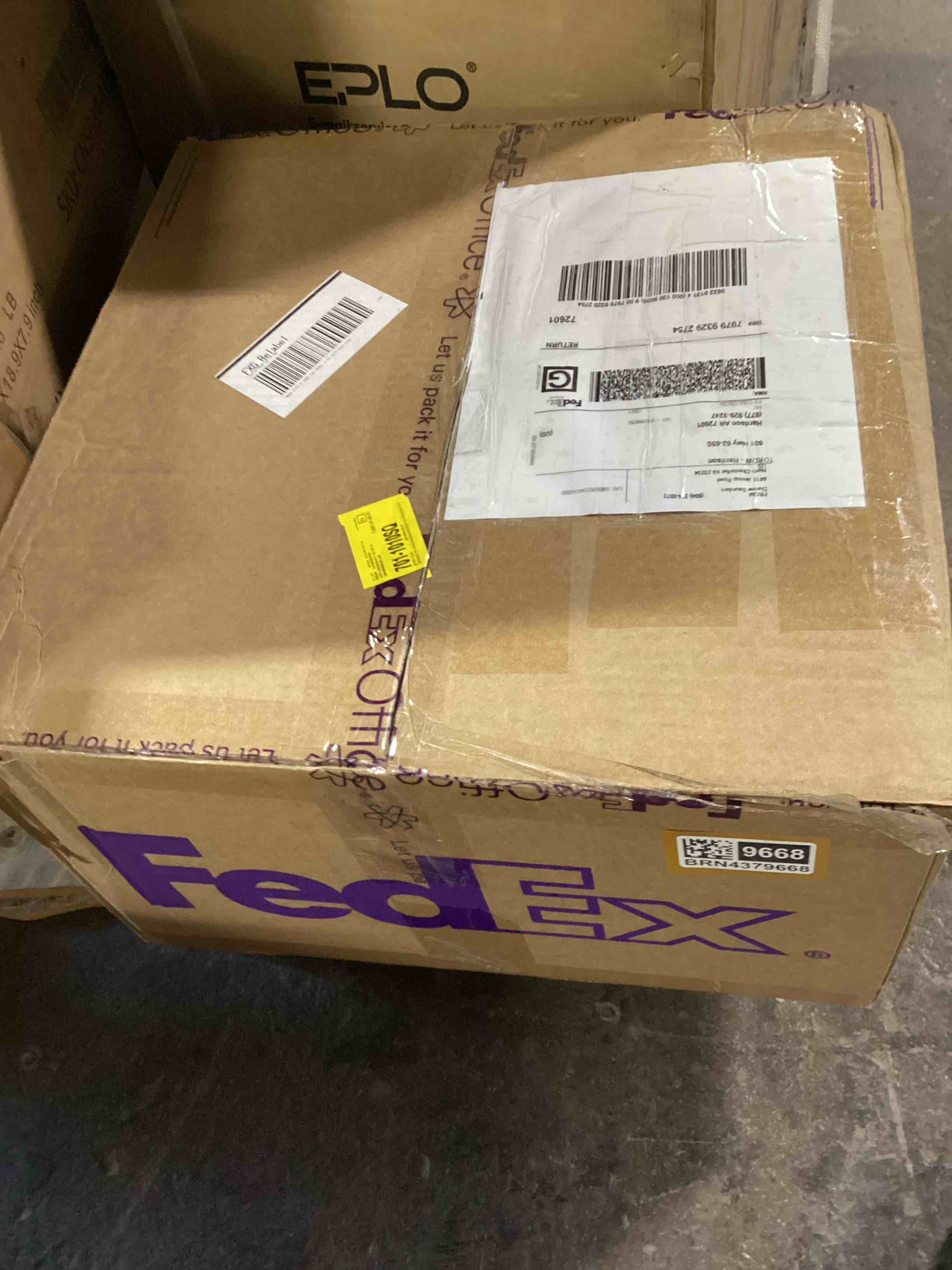 Condition photo showing Good Condition for cozy winter collection bedsure quilted electric heated blanket