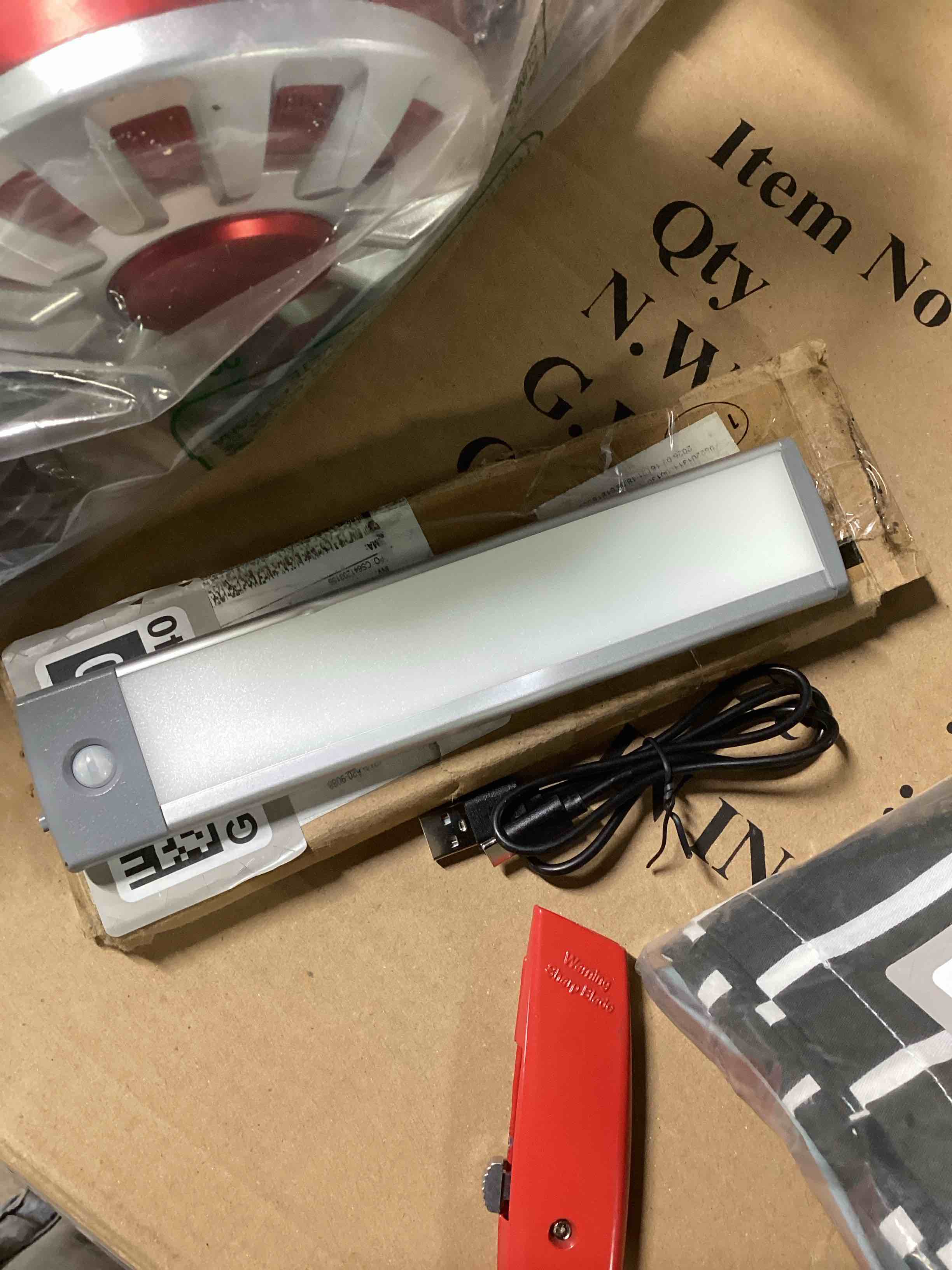 Condition photo showing Good Condition for 8 inch under cabinet lighting, 54 led wireless rechargeable sensor light for kitchen, closet, stairs