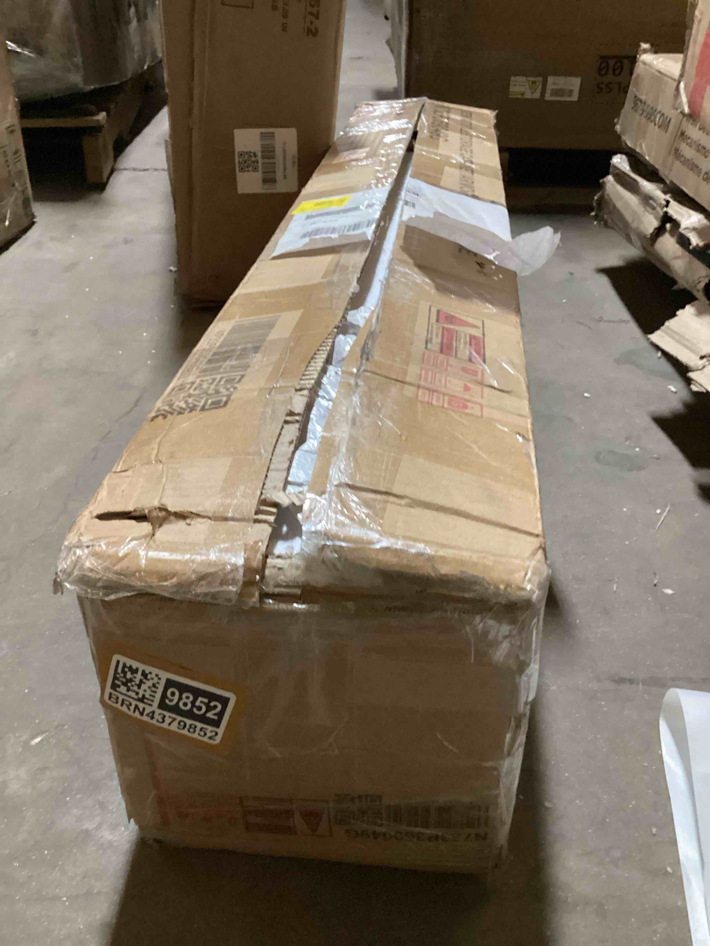 Condition photo showing Good Condition for berty bedframe gray full 