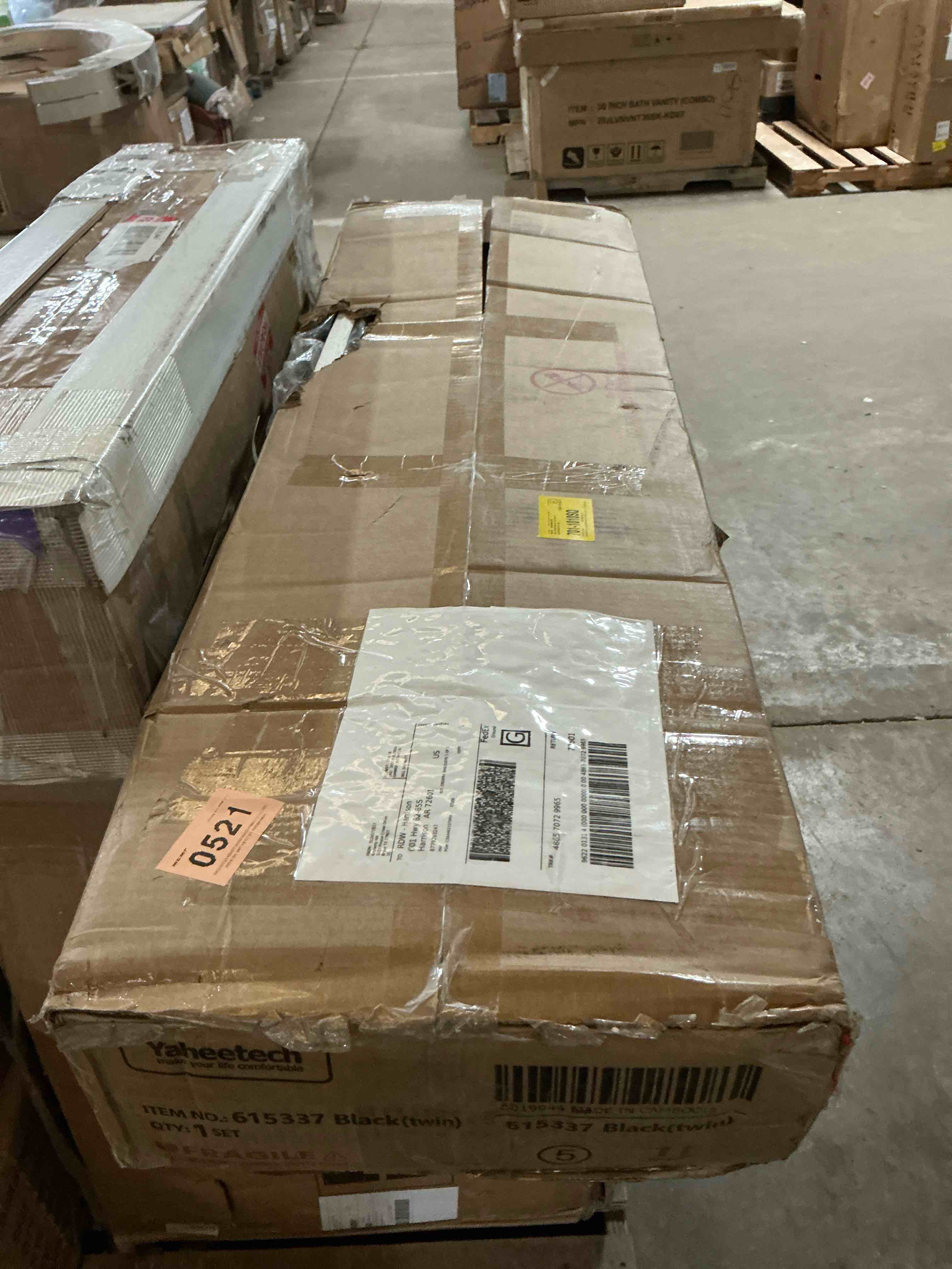 Condition photo showing Good Condition for black twin frame