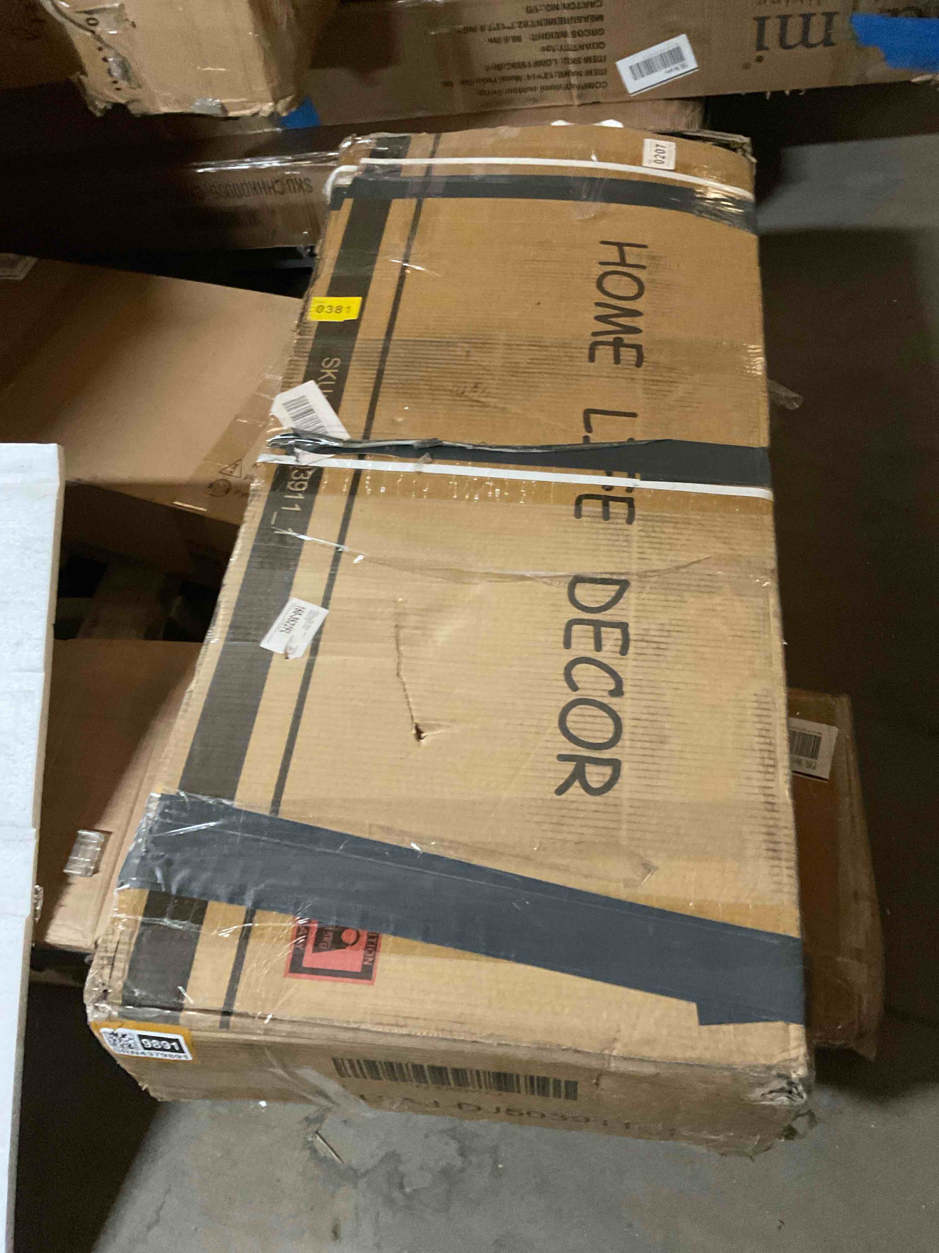 Condition photo showing Good Condition for black wood hardware from desk