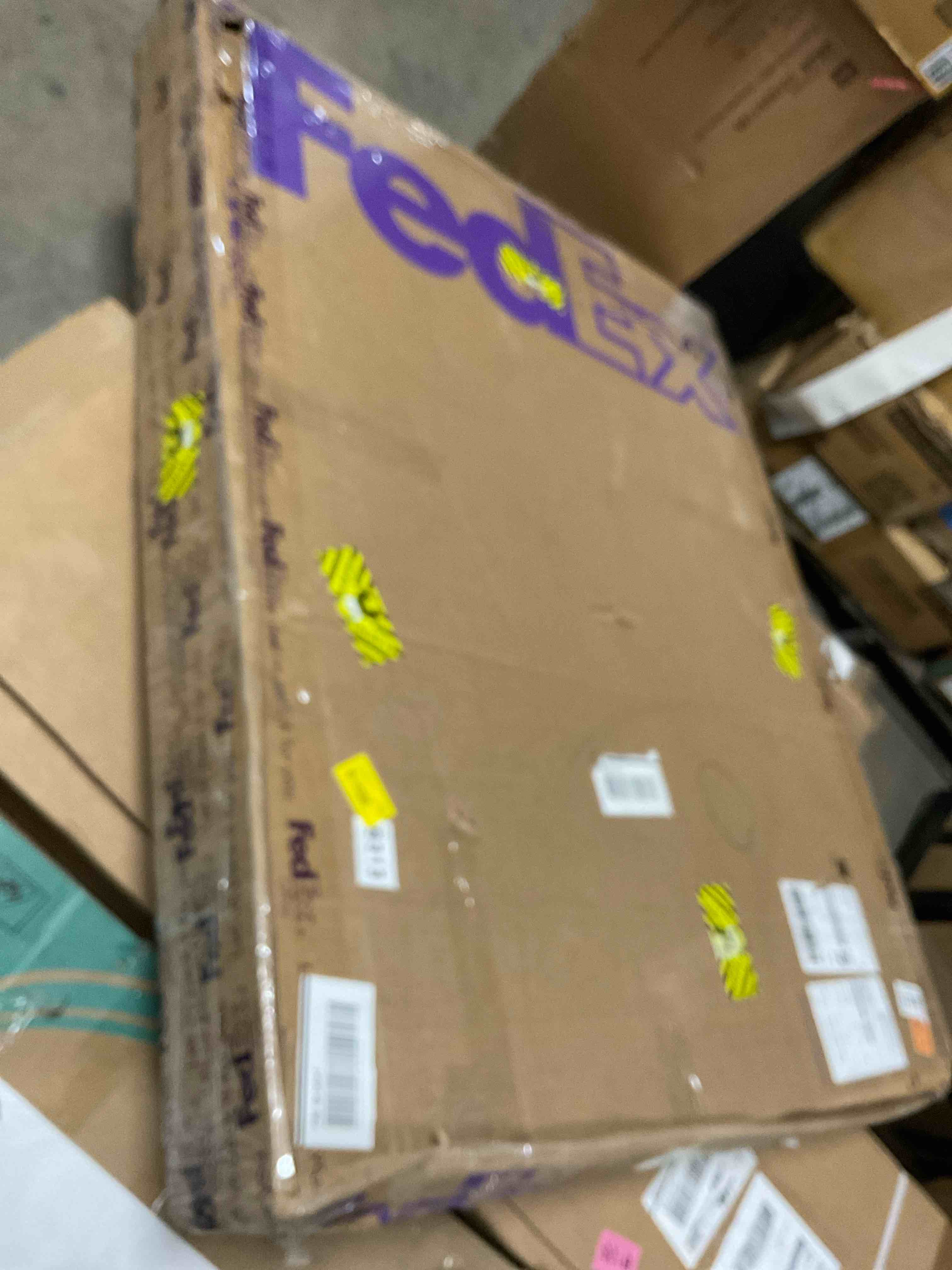 Condition photo showing Good Condition for metal hardware 