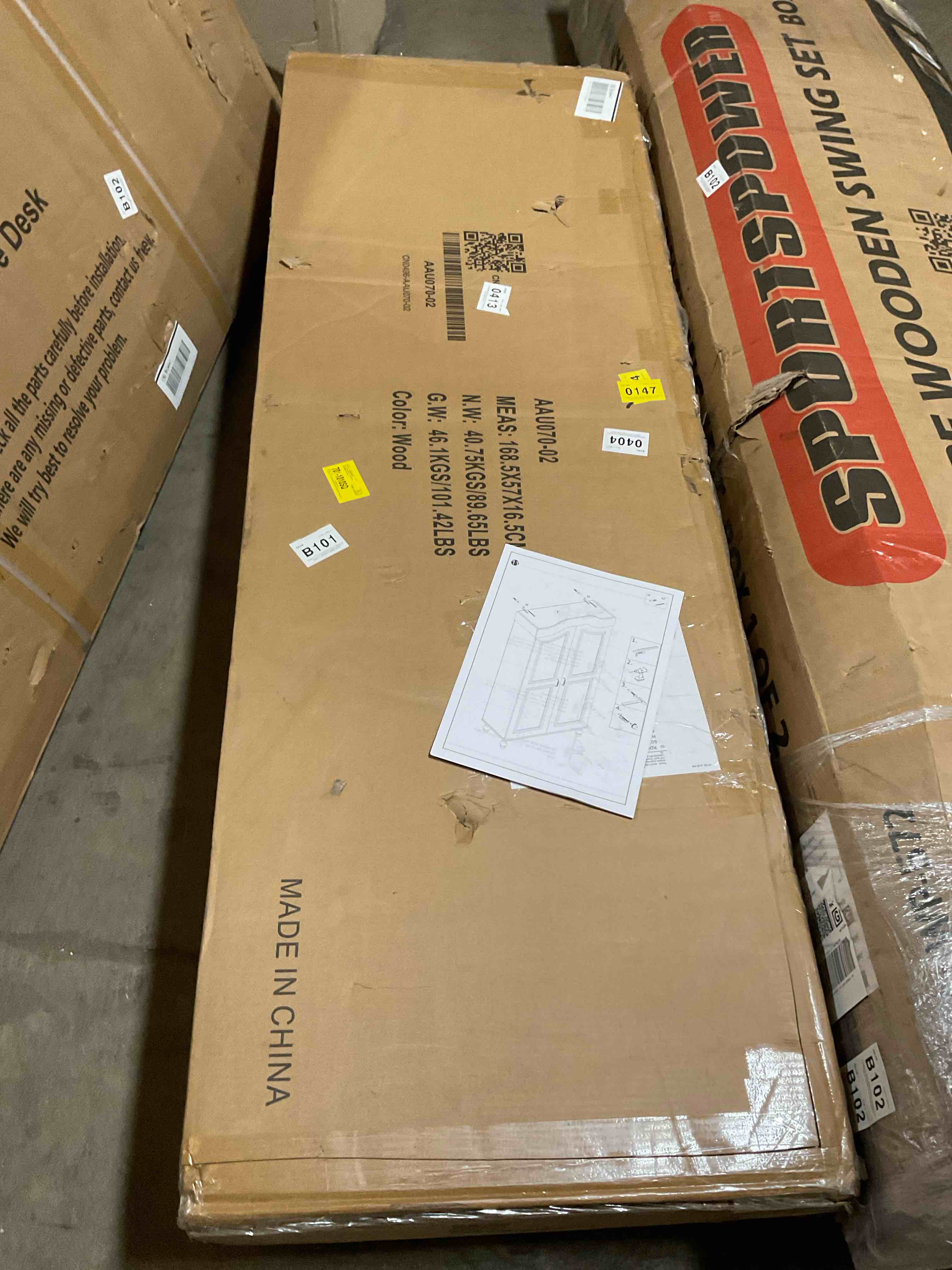Condition photo showing Good Condition for 2 door cabinet
