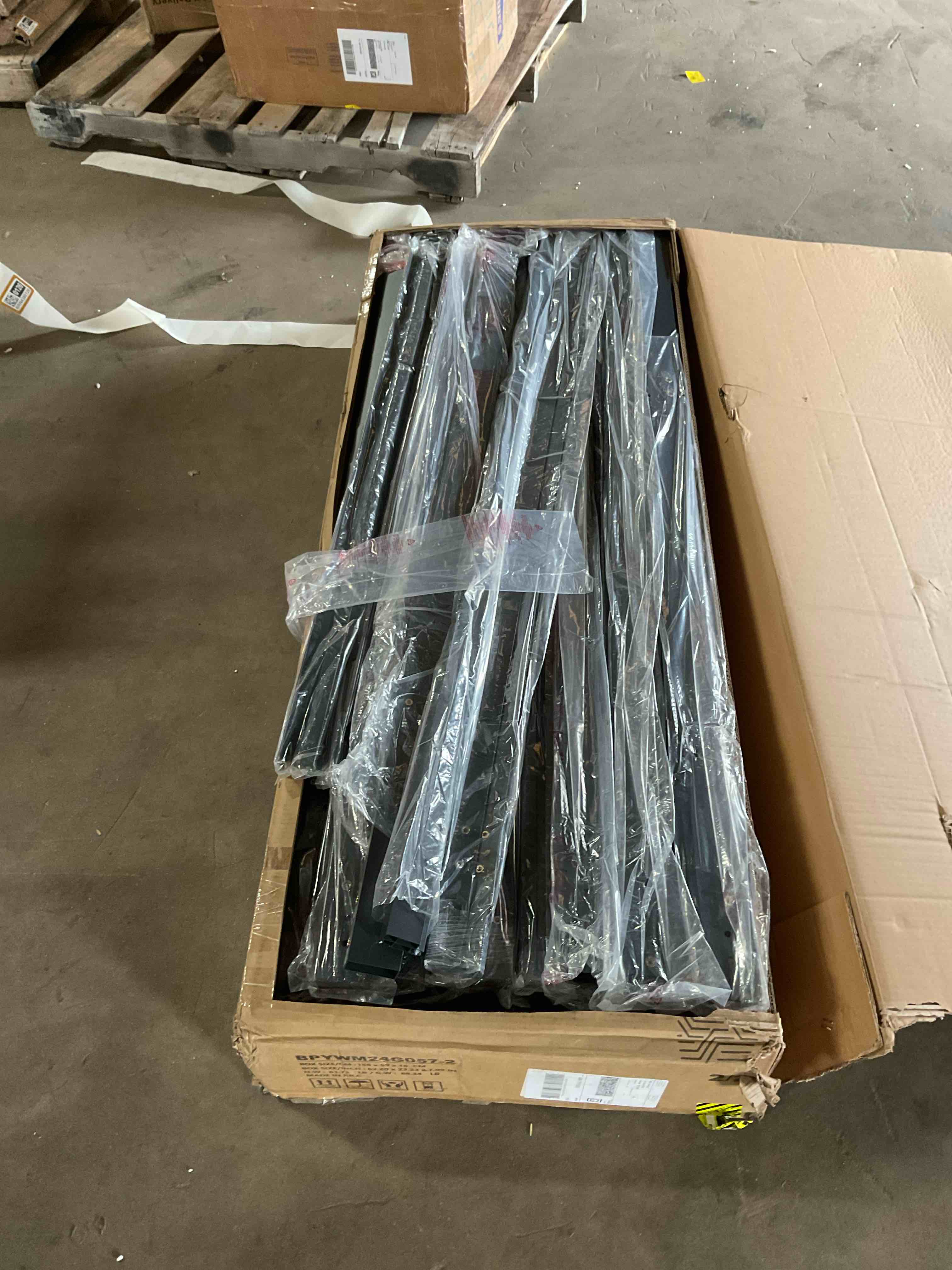 metal hardware