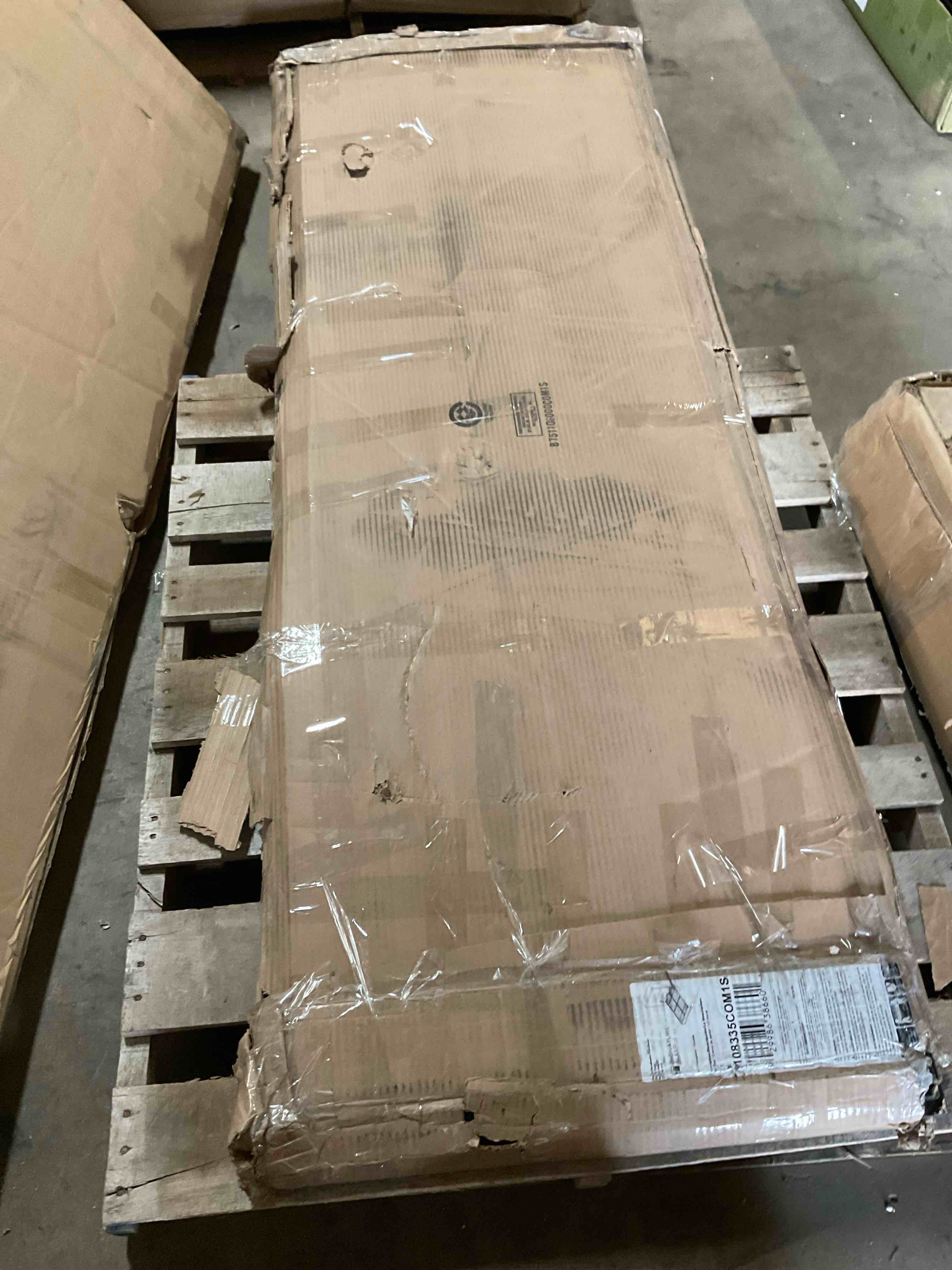 Condition photo showing Good Condition for wood hardware