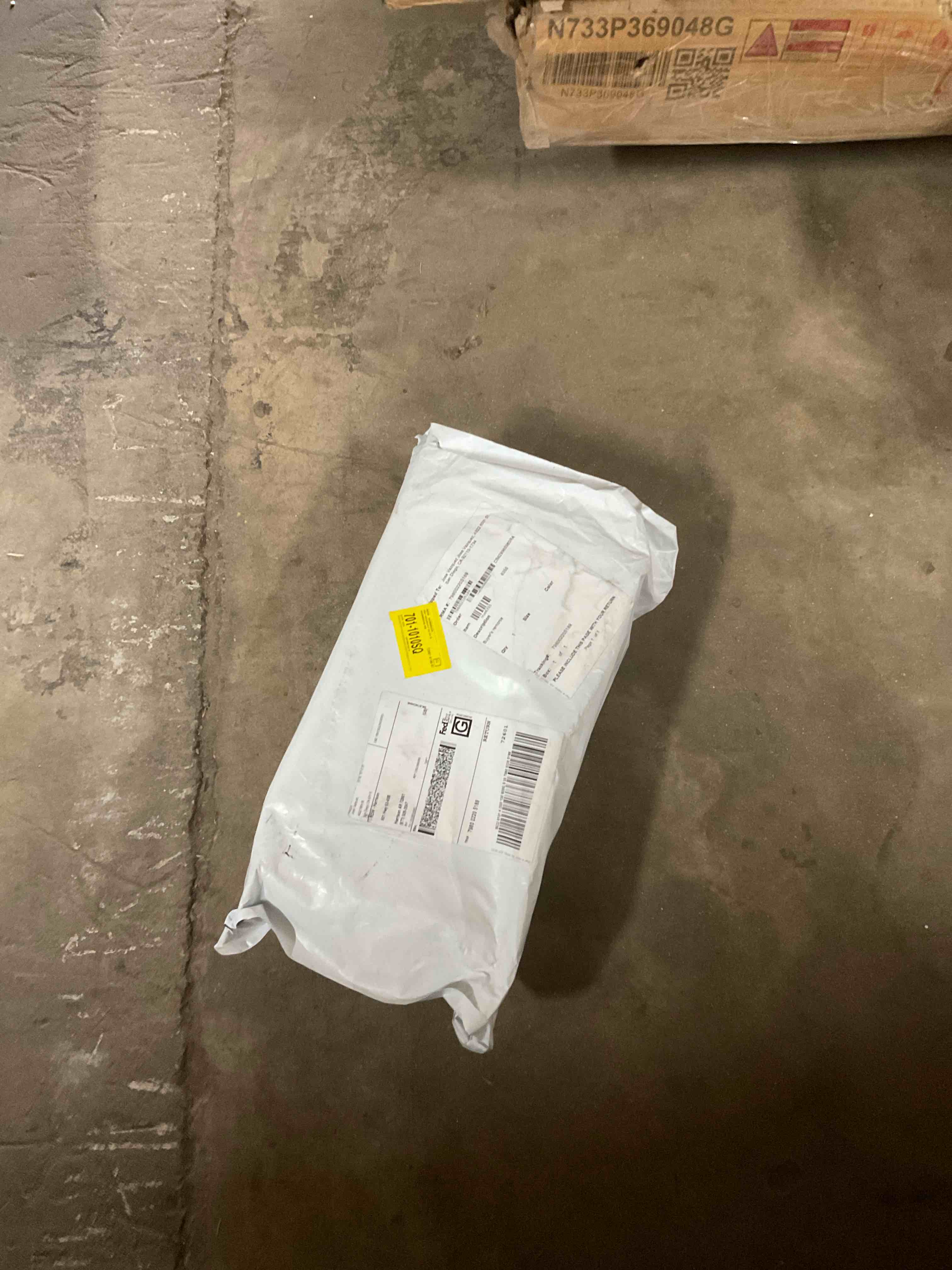 Condition photo showing Good Condition for voss posi-temp with built-in 3-function transfer valve trim kit