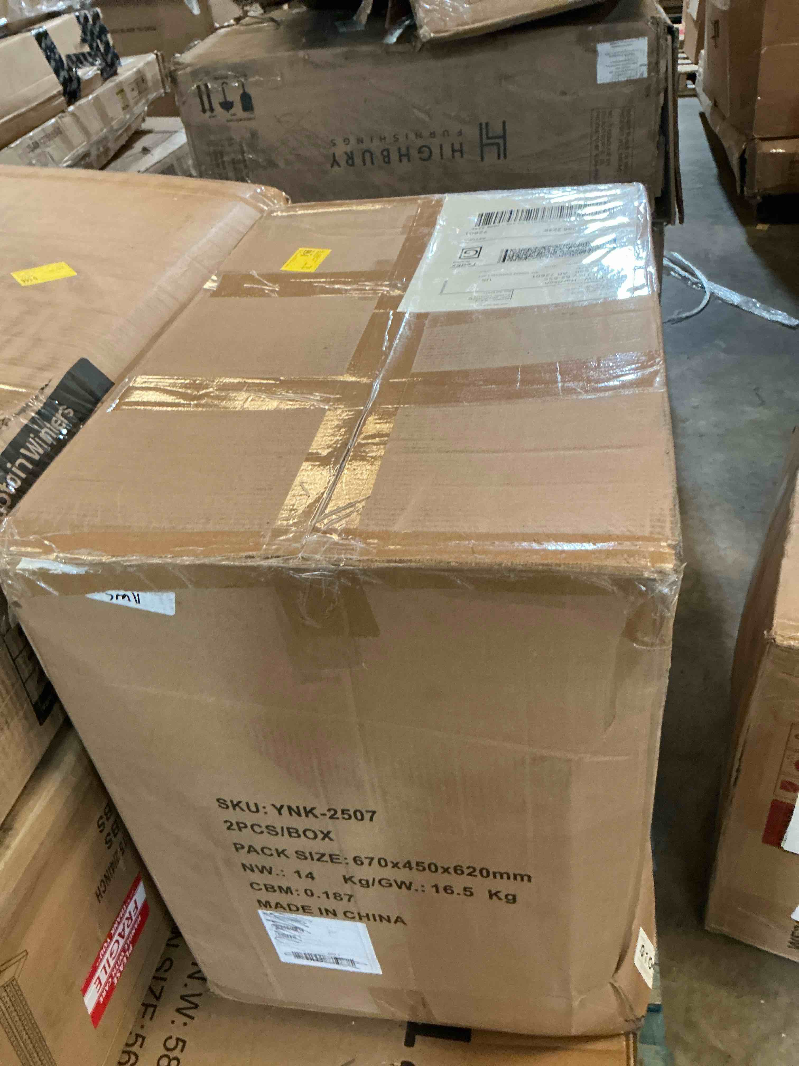 Condition photo showing Good Condition for cushioned wood chair