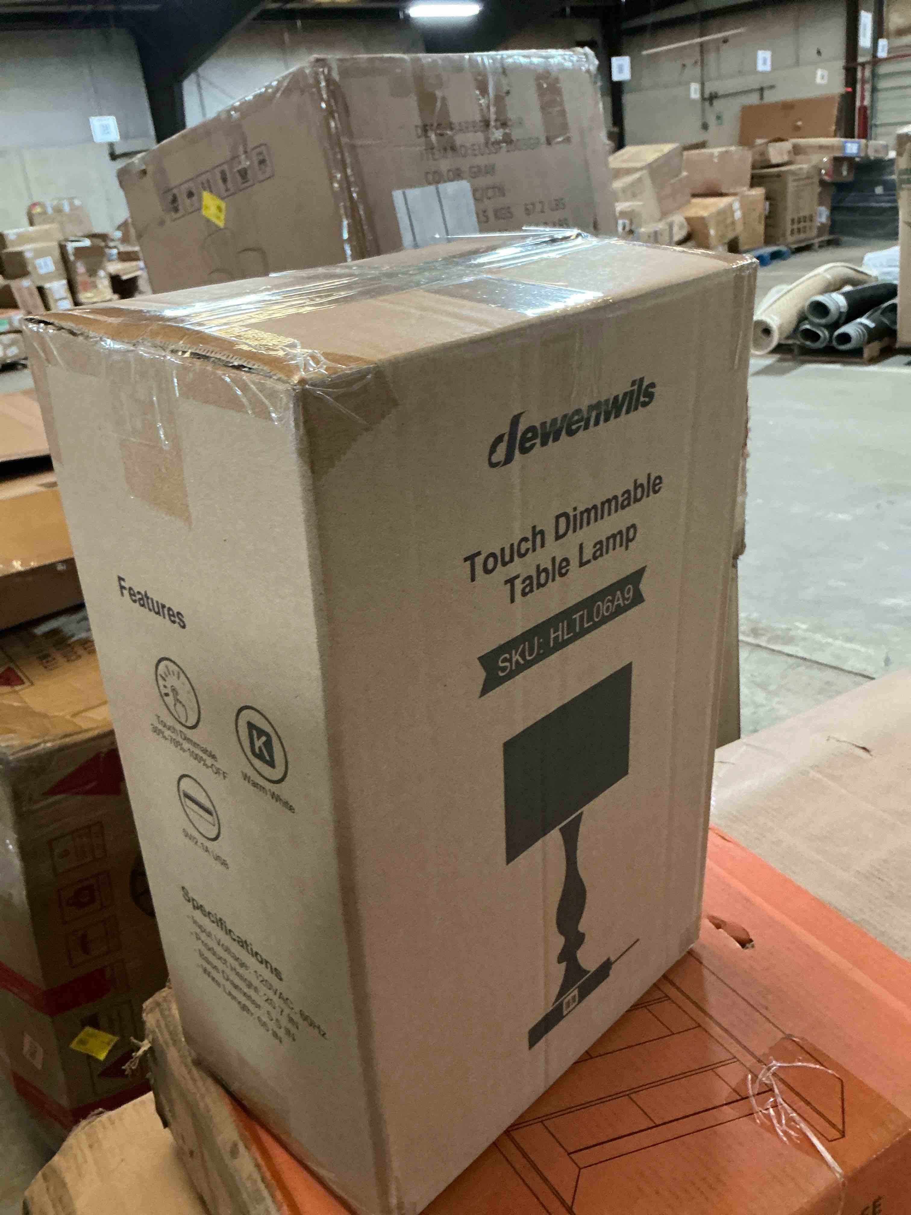 Condition photo showing Good Condition for dewenwils touch dimmable table lamp