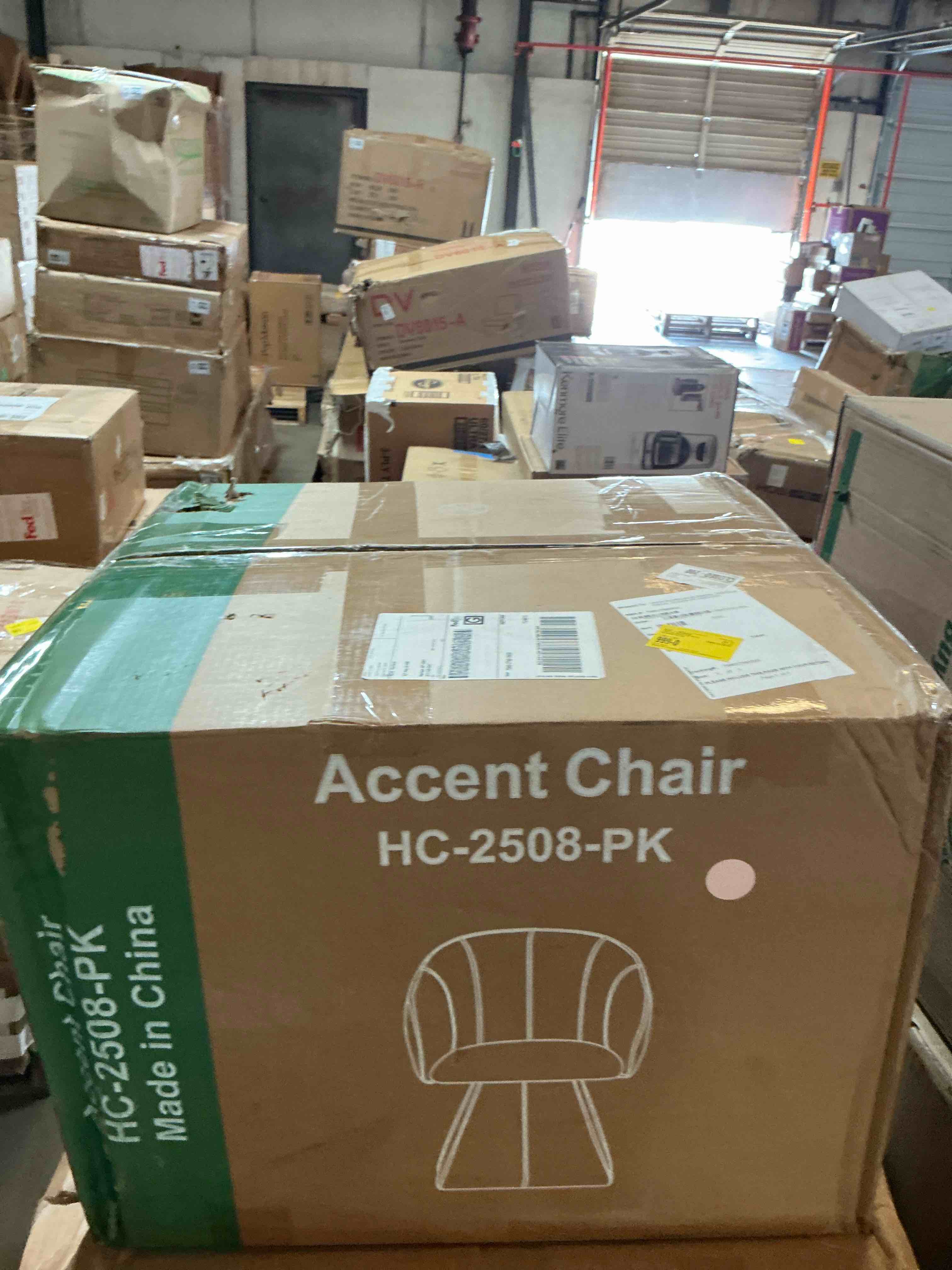 Condition photo showing Good Condition for blue velvet accent chair