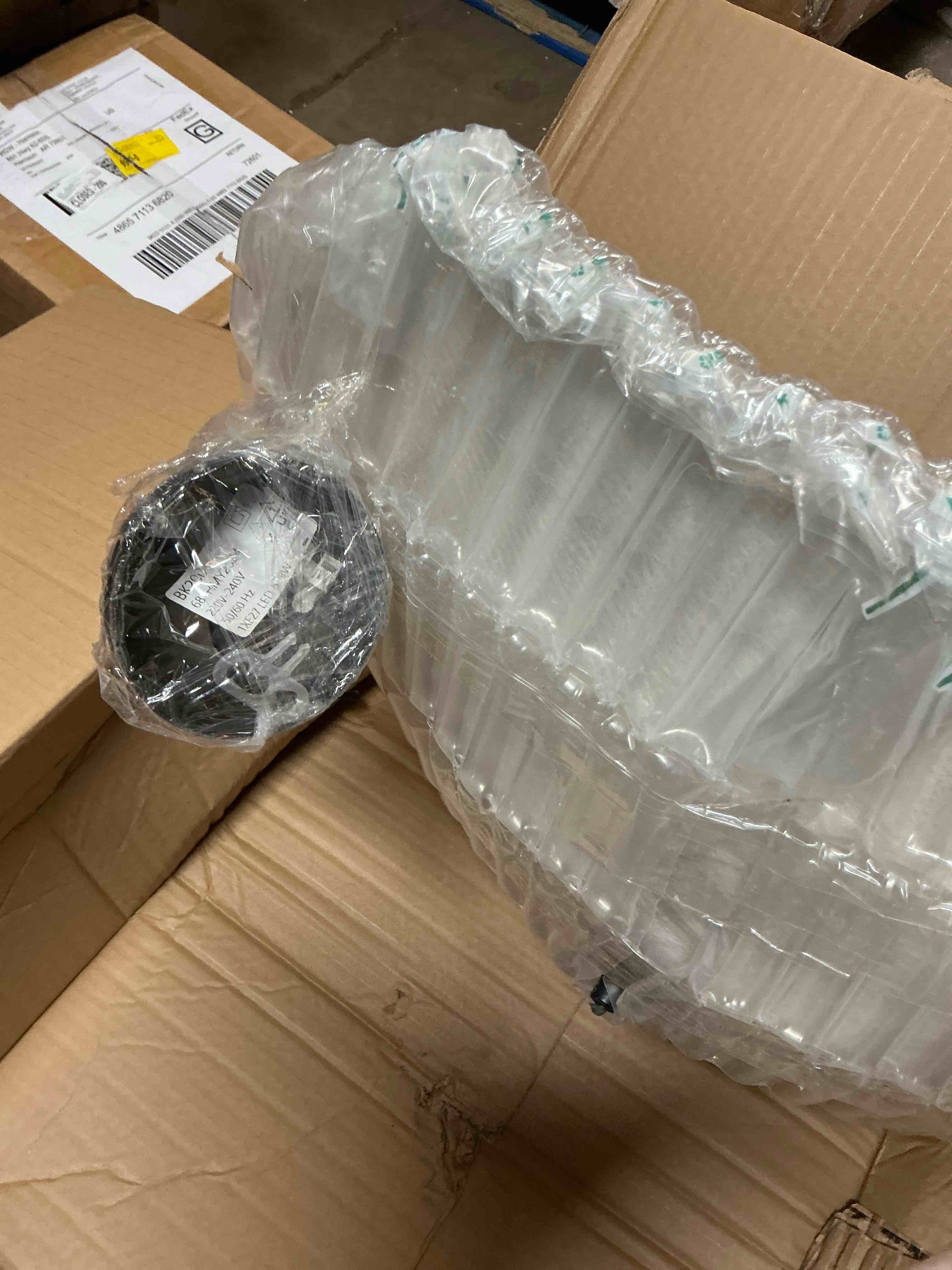Condition photo showing Good Condition for chair base