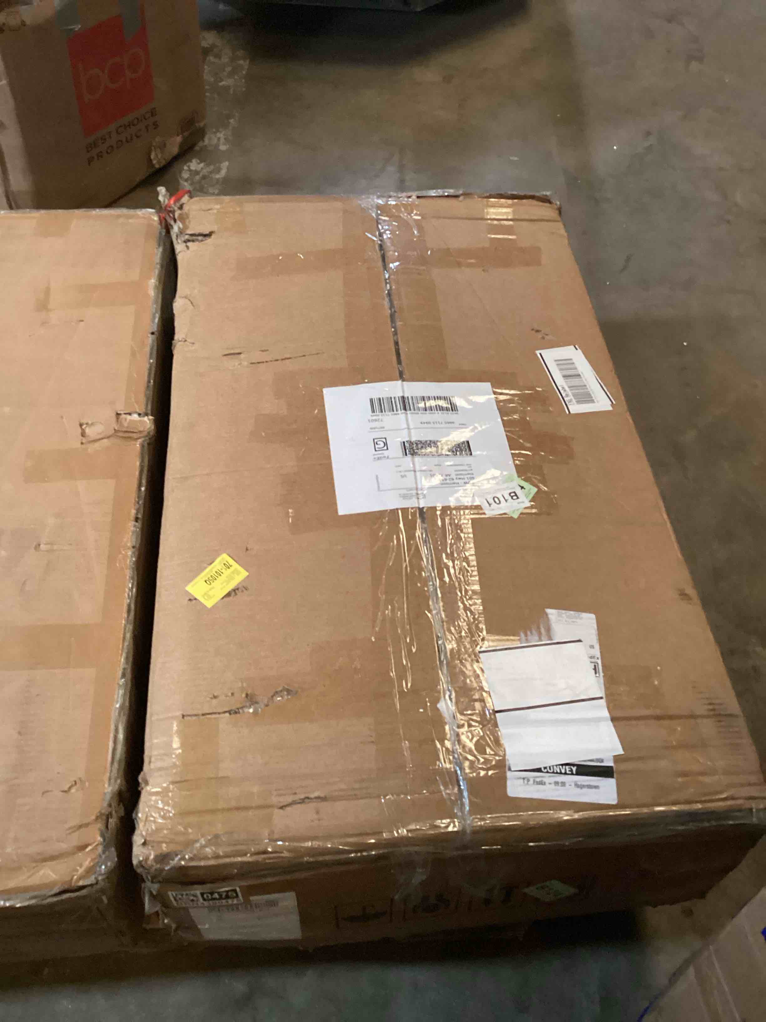 Condition photo showing Good Condition for wood dining table for 6-8 people, 70.8" modern rectangle kitchen table with wood base for dining room