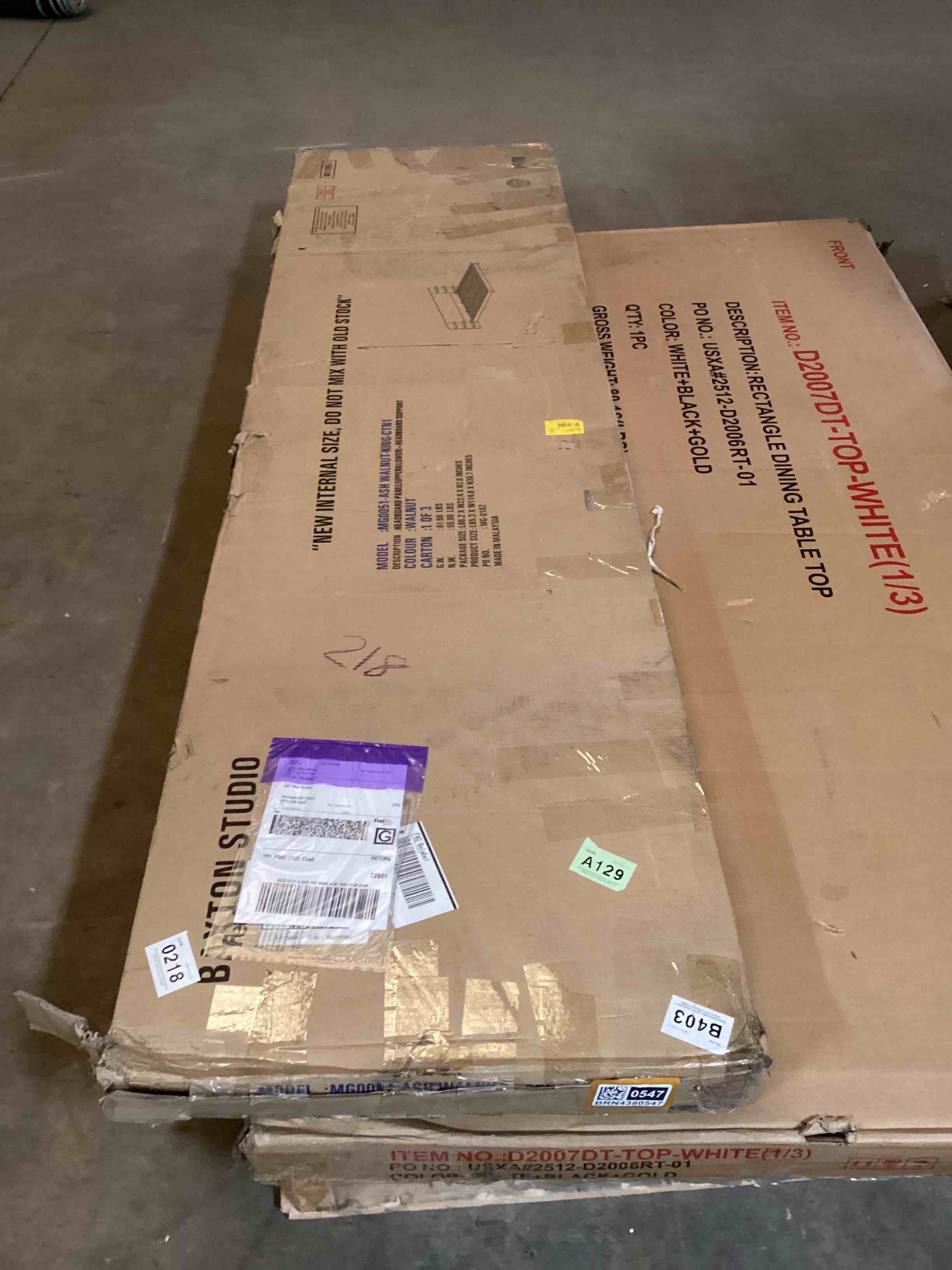 Condition photo showing Good Condition for incomplete chellsee storage platform bed