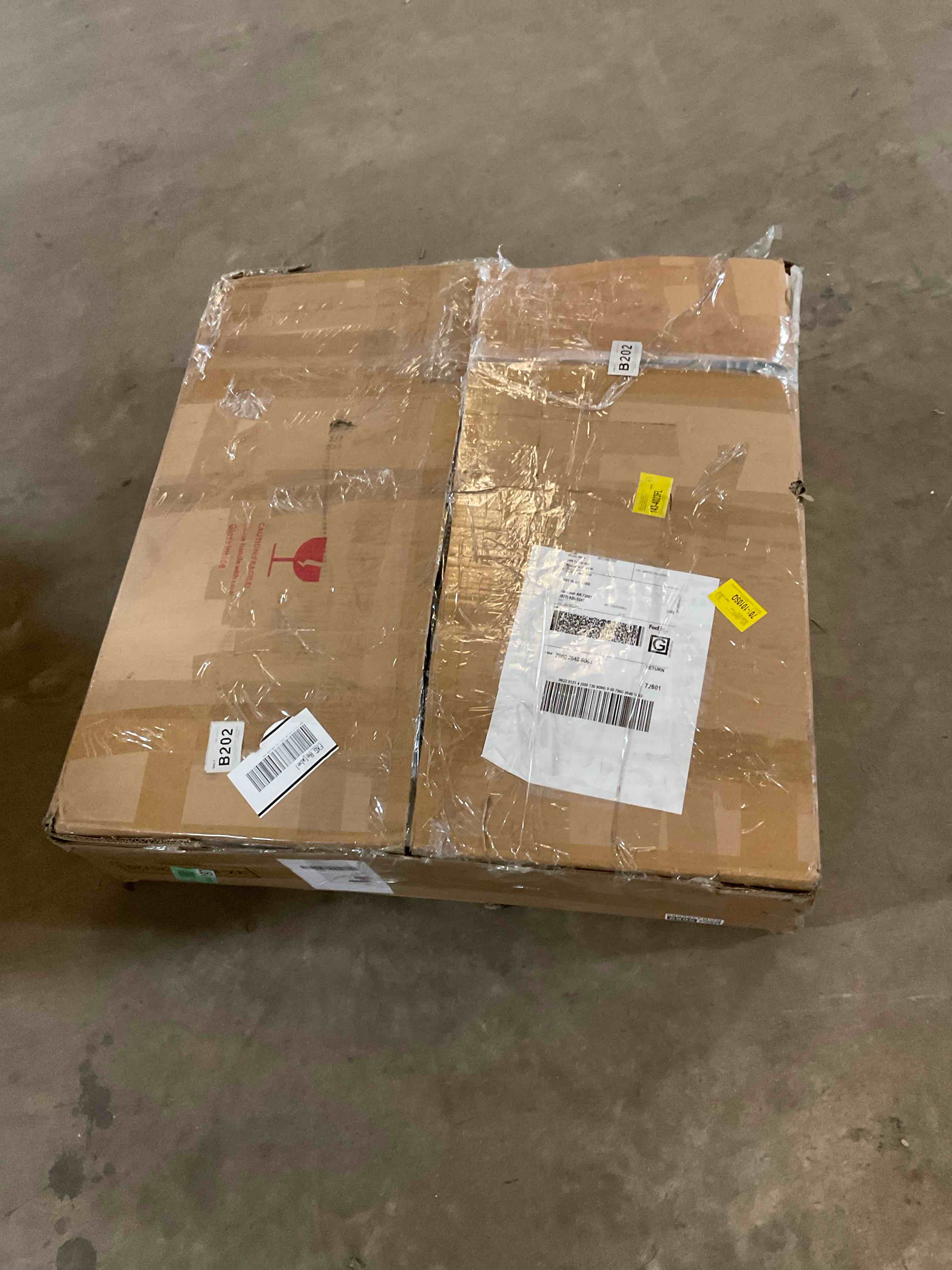 https://s3.amazonaws.com/lotting-images-prod/RustDustWanderlust/BRN4380689_1776893529683.jpeg