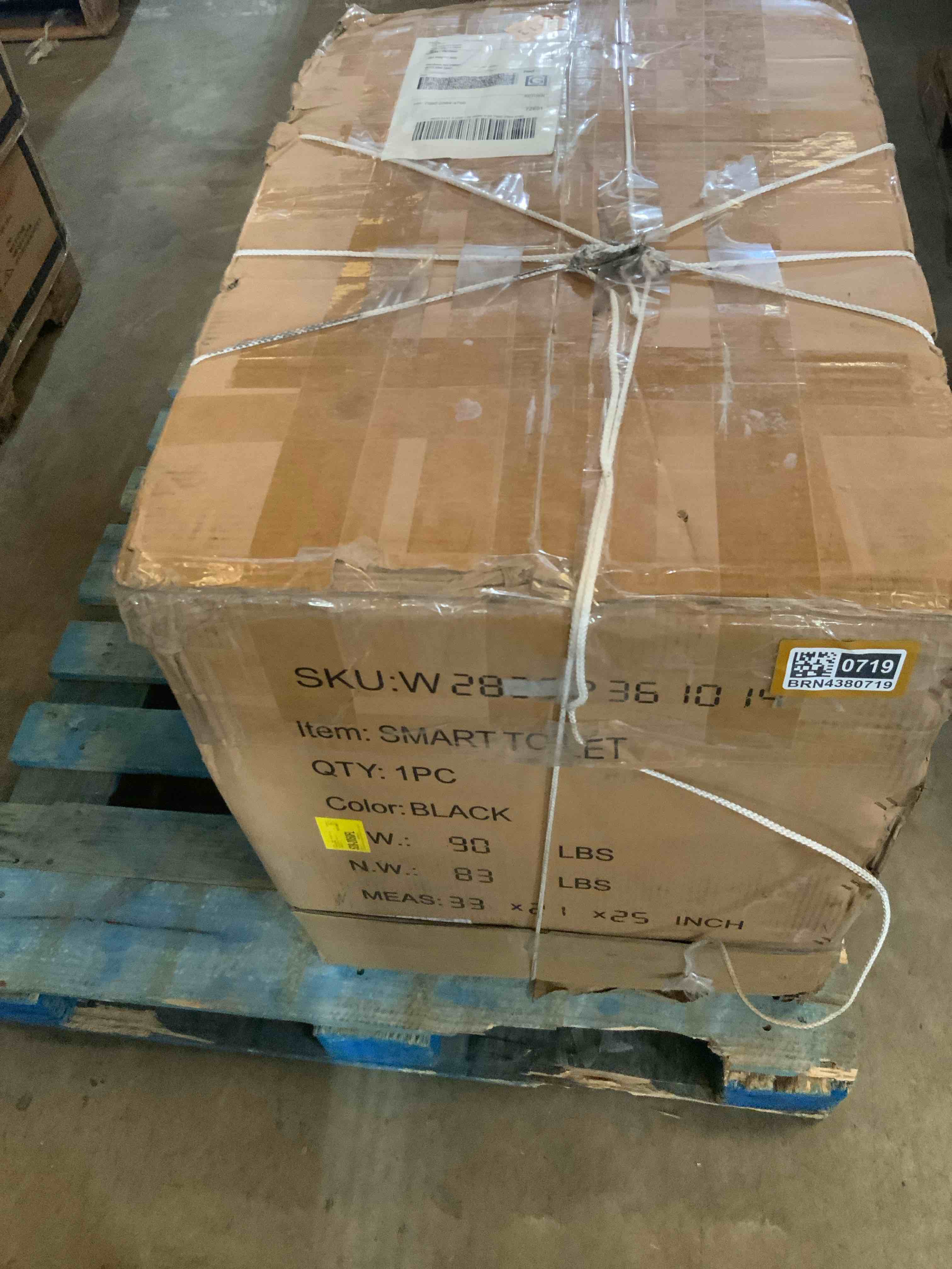 Condition photo showing Good Condition for smart toilet