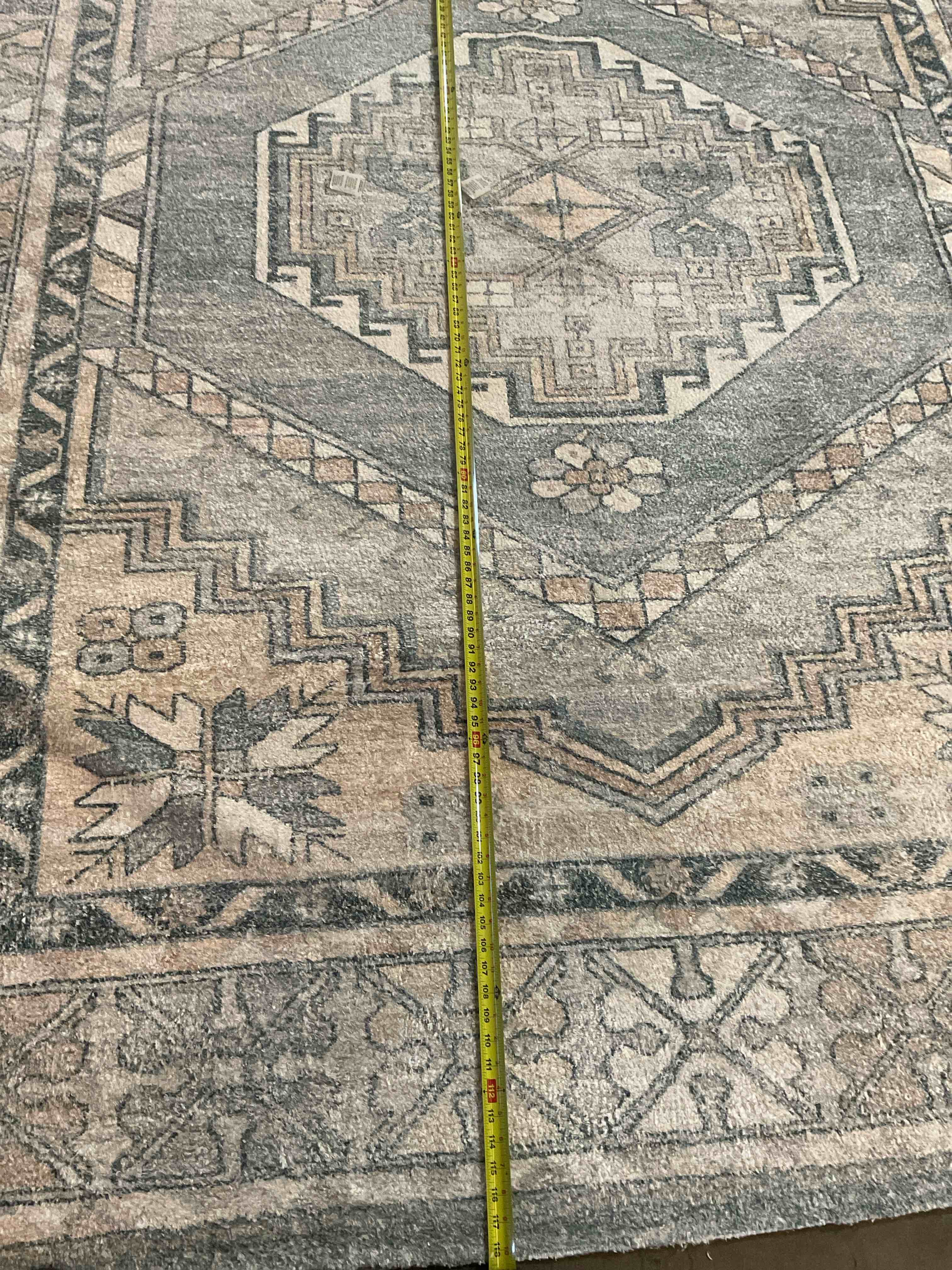 Condition photo showing Good Condition for safavieh saffron collection 8' x 10' grey/ivory sfn550f handmade boho chic distressed cotton area rug
