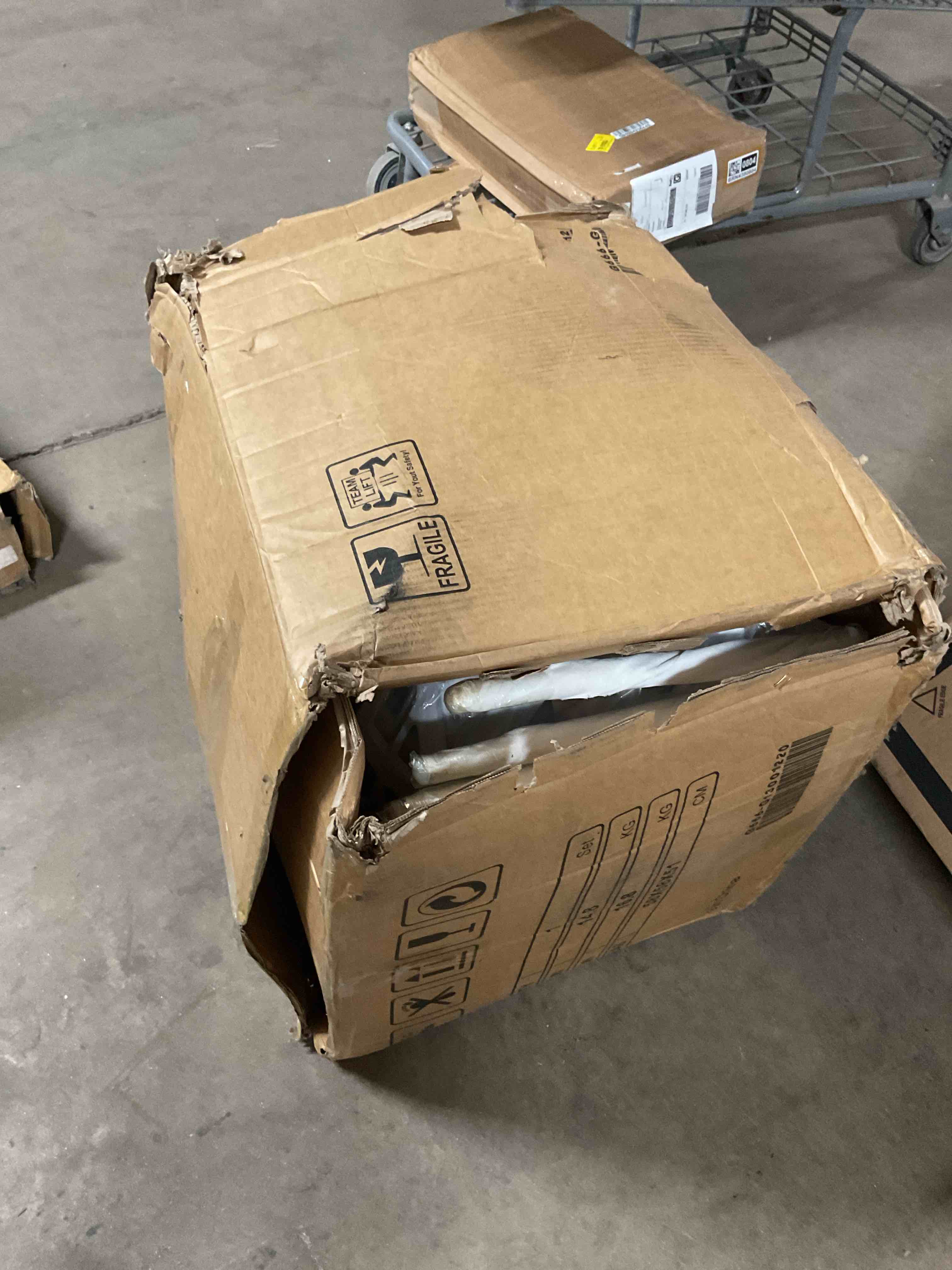 https://s3.amazonaws.com/lotting-images-prod/RustDustWanderlust/BRN4380799_1776977329766.jpeg