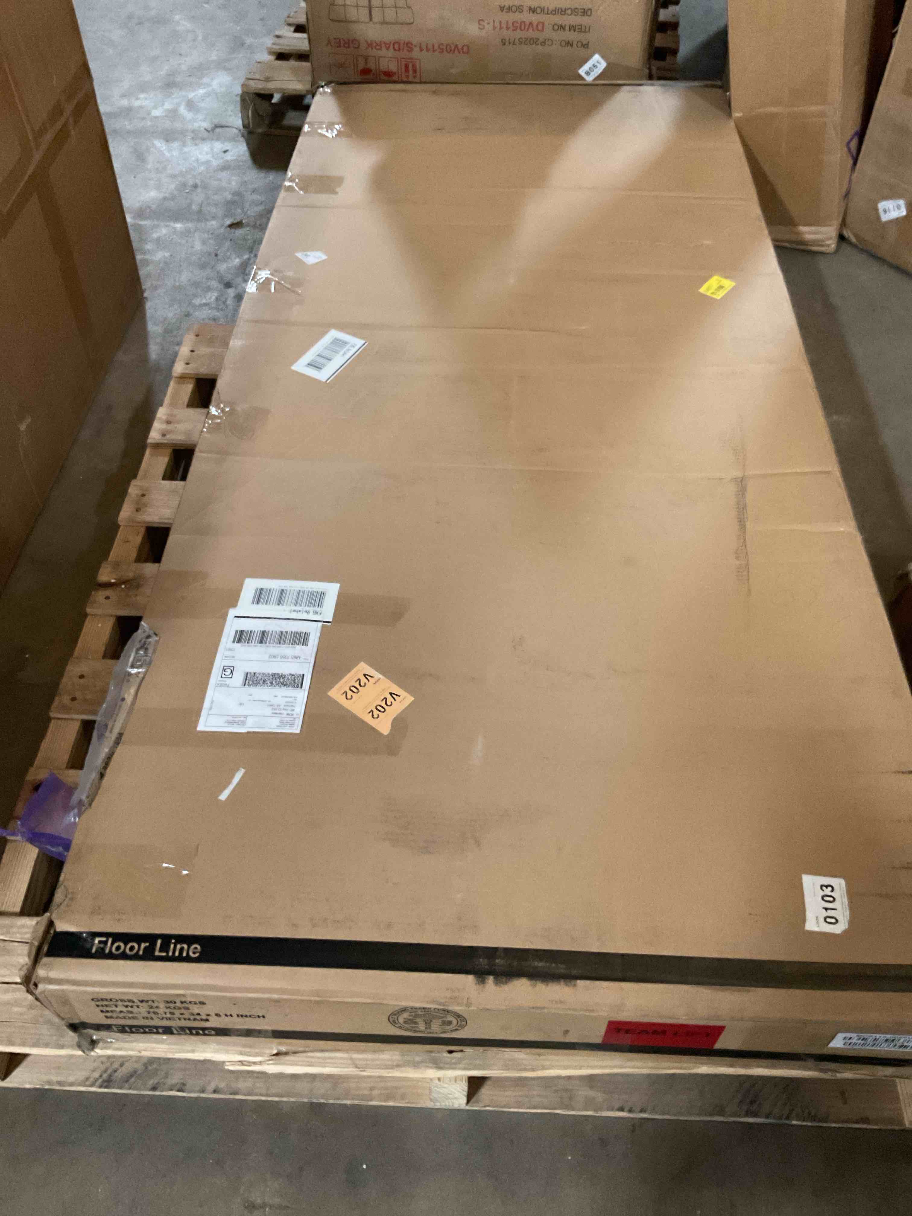 Condition photo showing Good Condition for beckett solid wood low-profile bed frame with spindle design