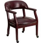 Condition photo showing Good Condition for arm chair with casters