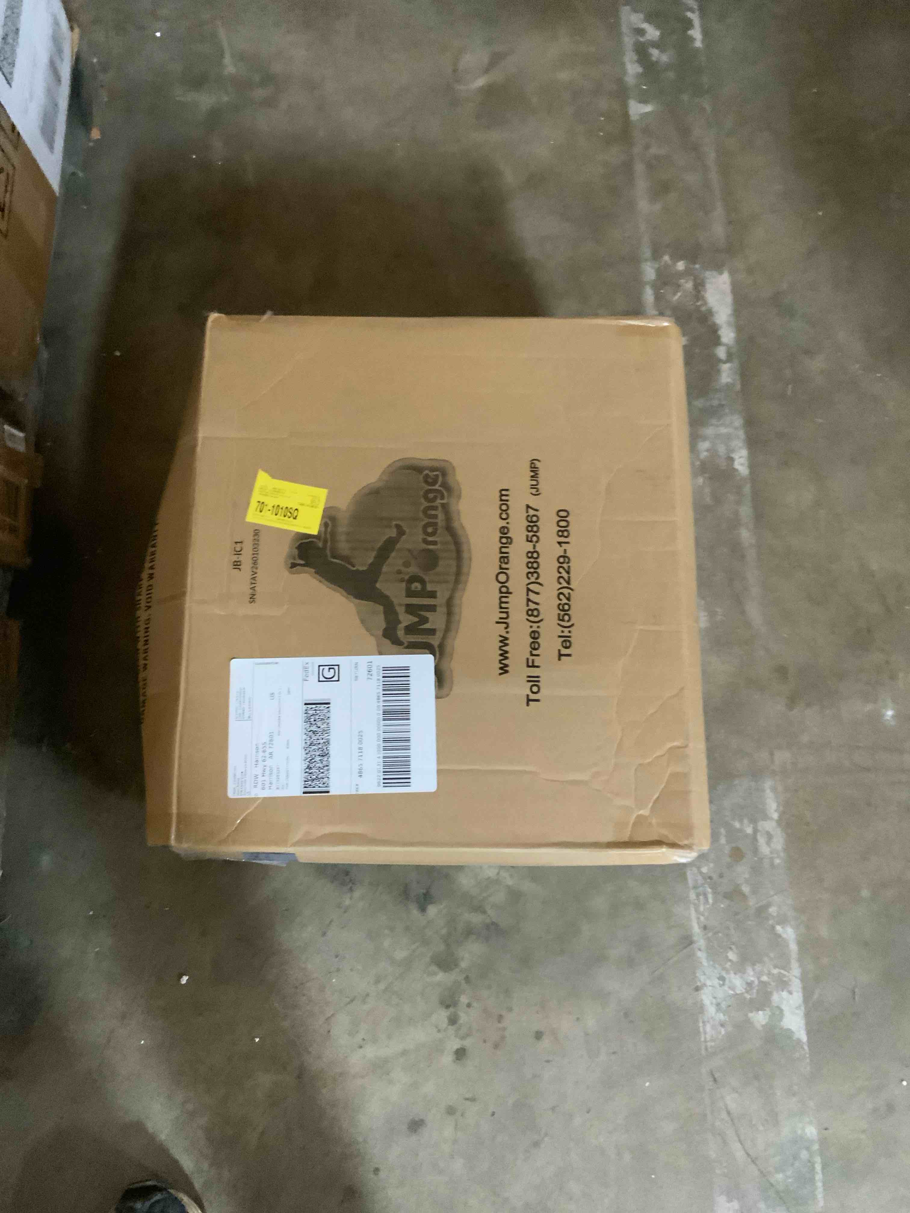 https://s3.amazonaws.com/lotting-images-prod/RustDustWanderlust/BRN4380847_1776973141653.jpeg