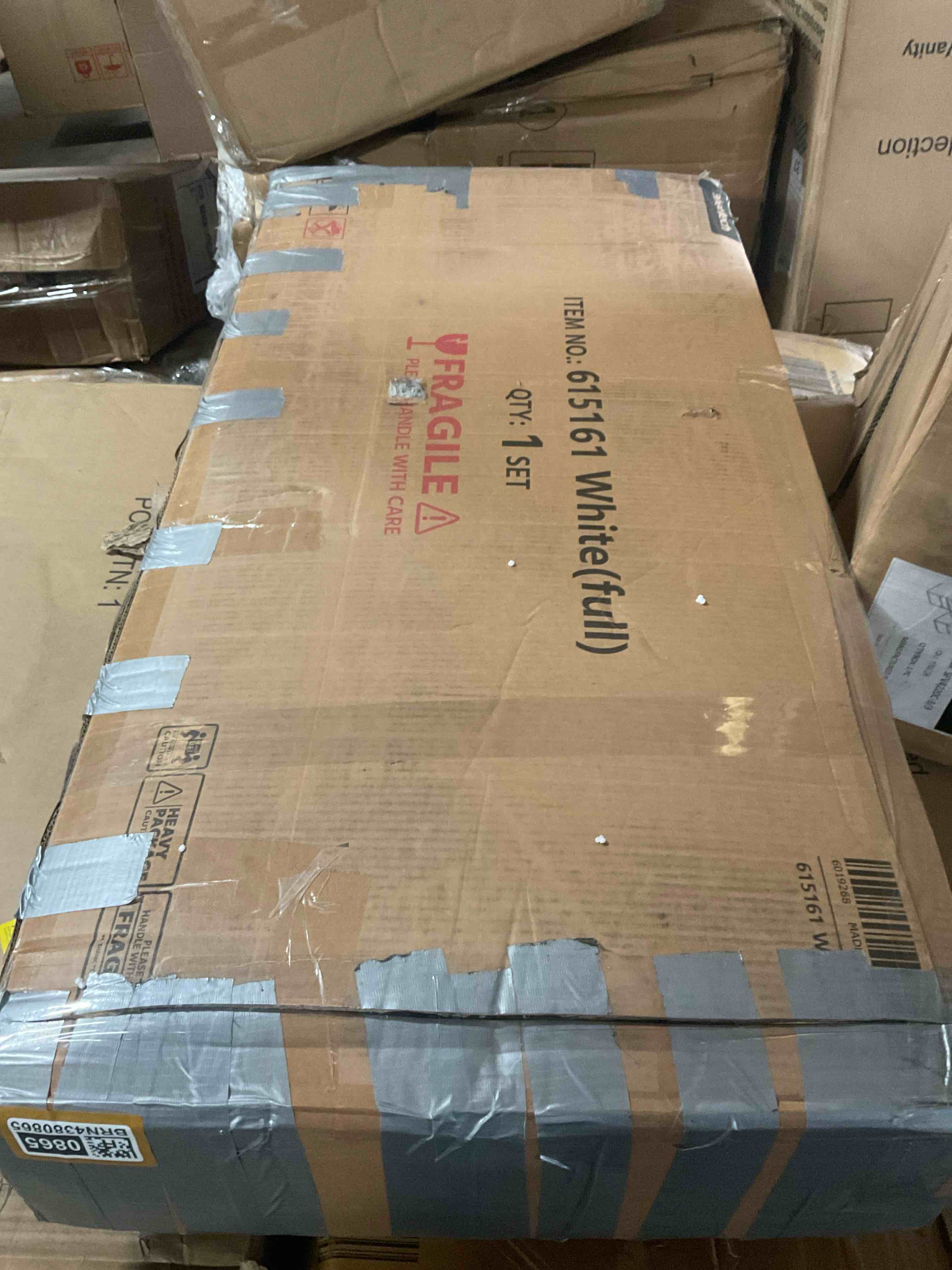 https://s3.amazonaws.com/lotting-images-prod/RustDustWanderlust/BRN4380865_1776975867698.jpeg