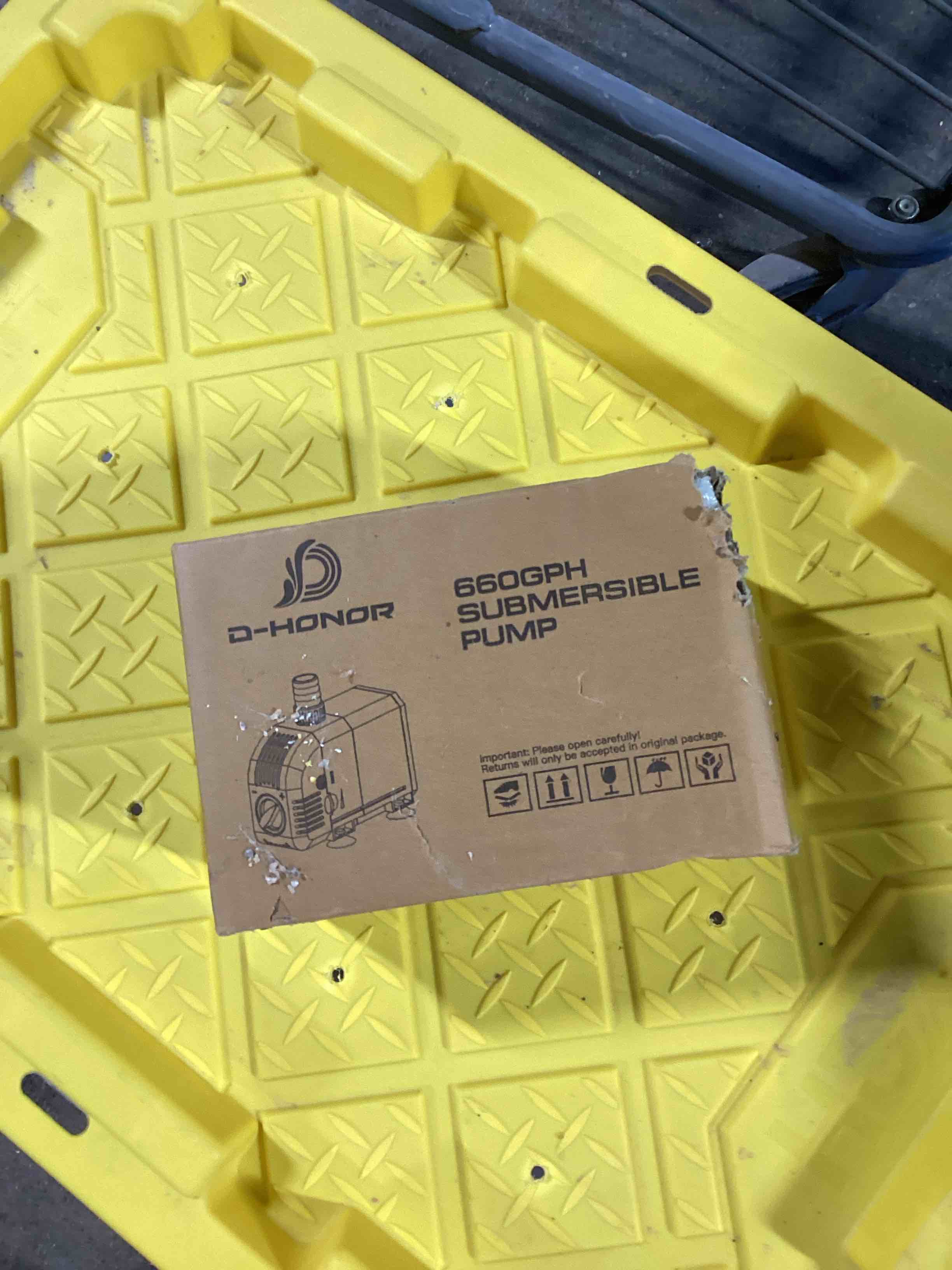 Condition photo showing Good Condition for d-honor 660ghp submersible pump