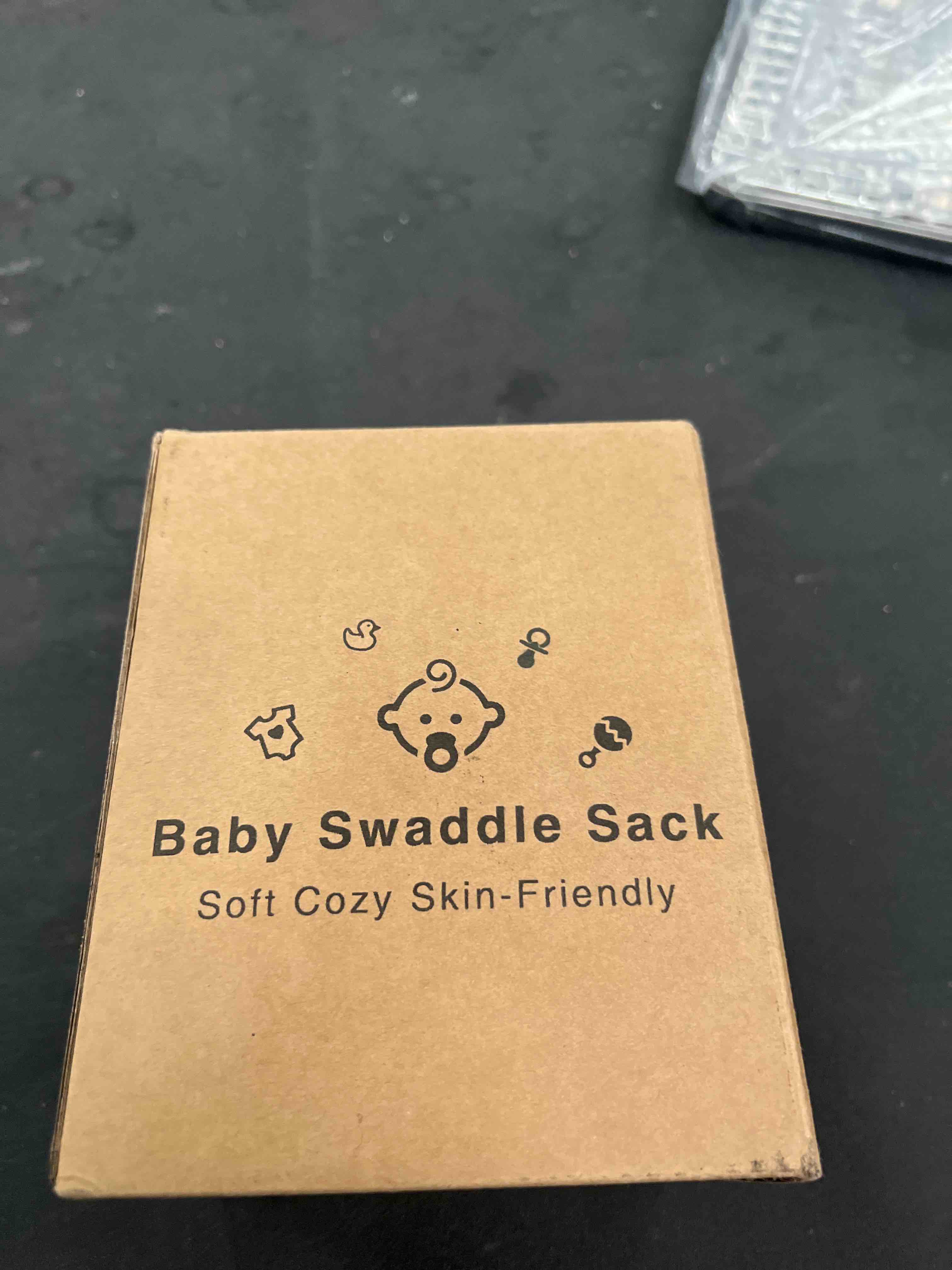 https://s3.amazonaws.com/lotting-images-prod/RustDustWanderlust/BRN4381373_1776101280120.jpeg