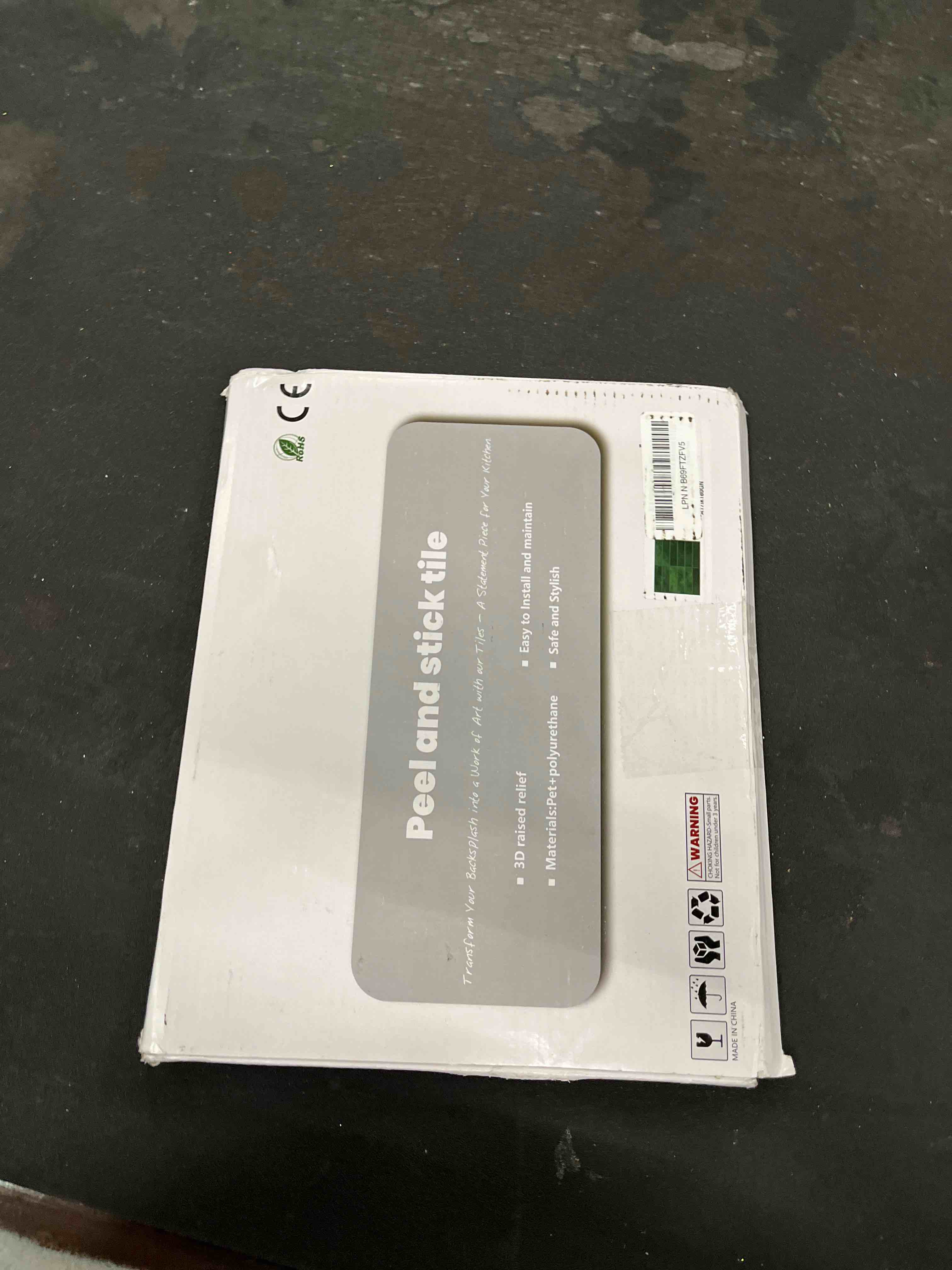 Condition photo showing Good Condition for longking 10-sheet green peel and stick backsplash tiles for kitchen wall, kitchen backsplash wall ti