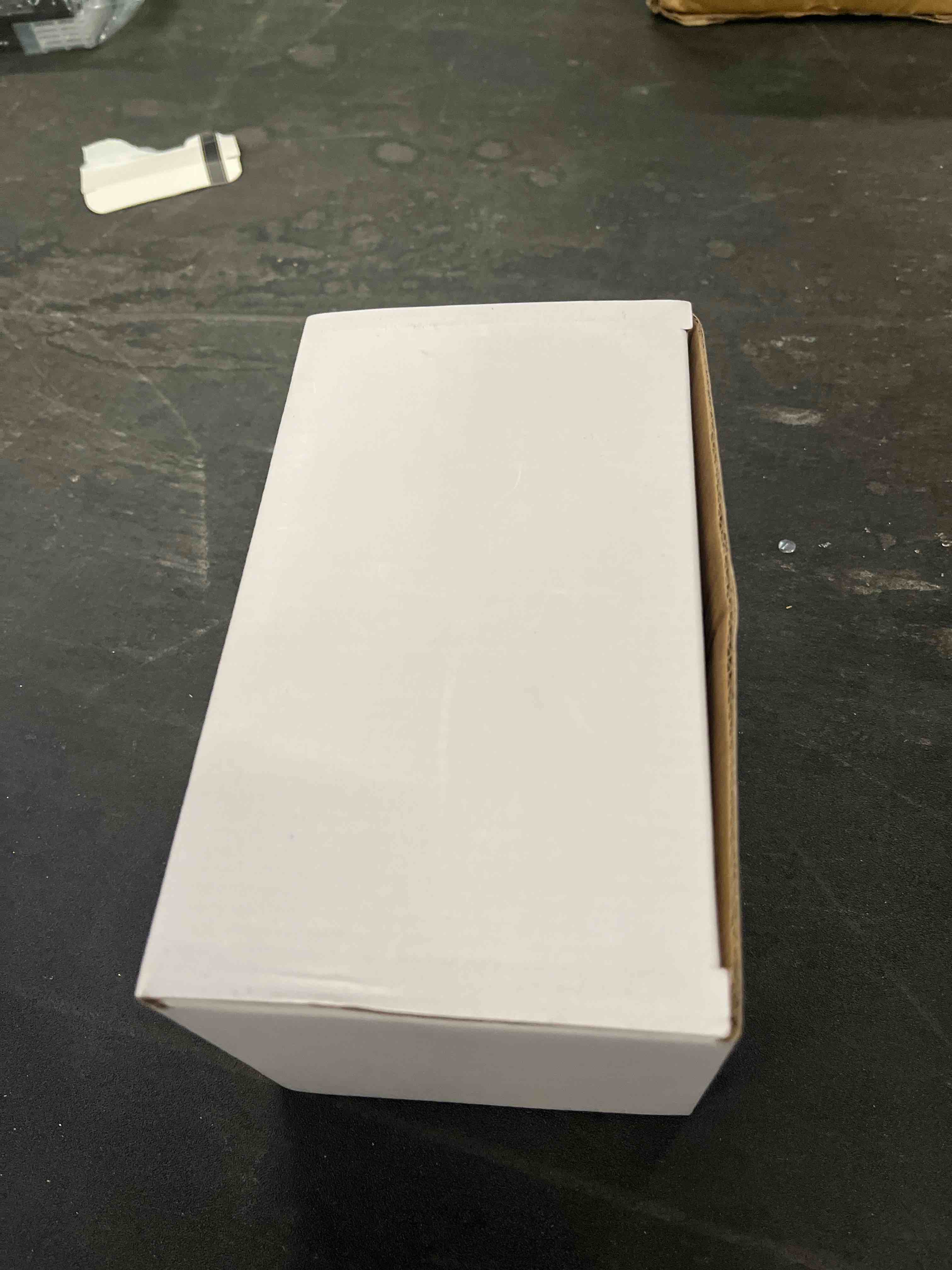 https://s3.amazonaws.com/lotting-images-prod/RustDustWanderlust/BRN4382074_1776176048915.jpeg