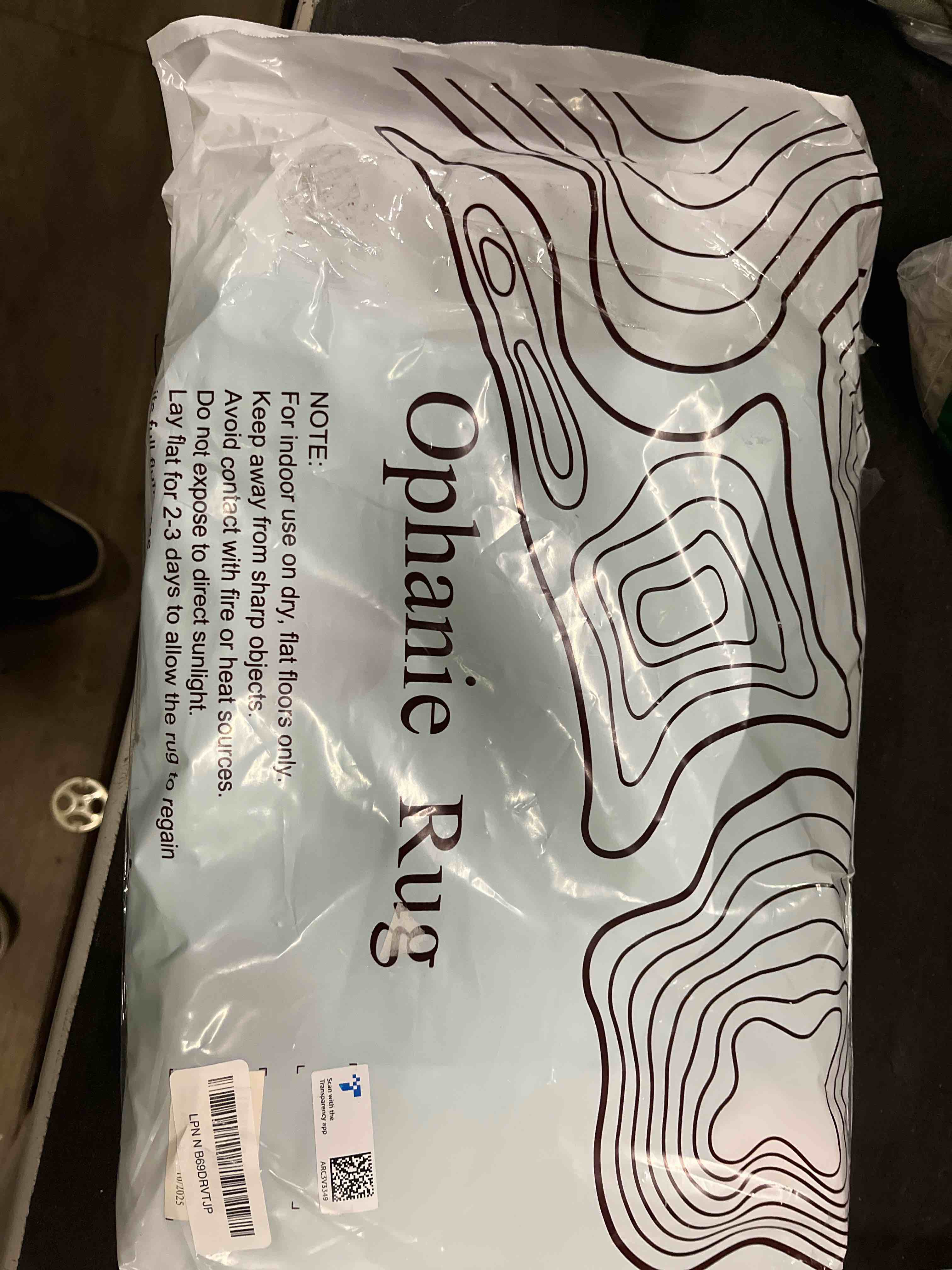 https://s3.amazonaws.com/lotting-images-prod/RustDustWanderlust/BRN4382131_1776250474880.jpeg