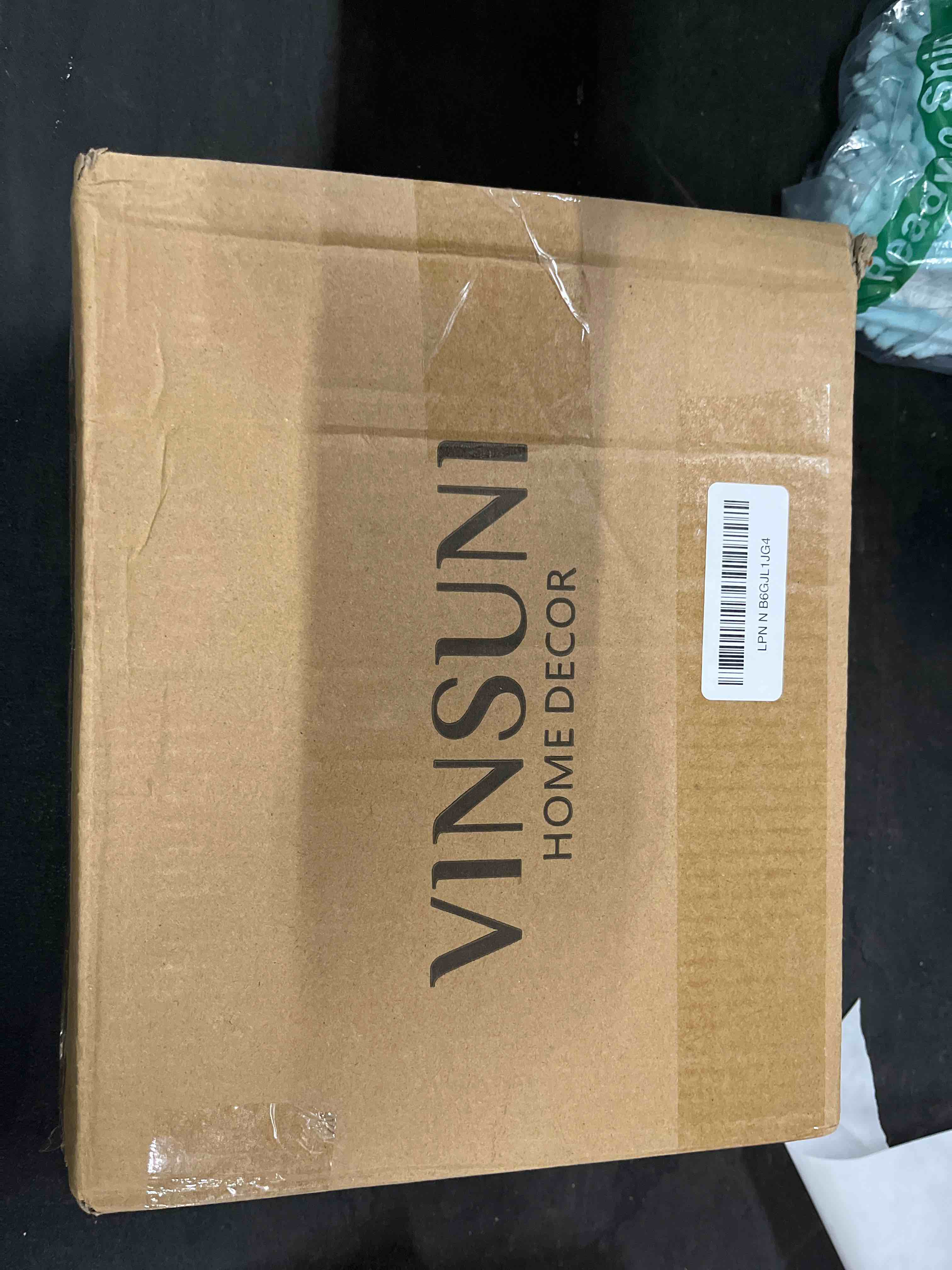 https://s3.amazonaws.com/lotting-images-prod/RustDustWanderlust/BRN4382137_1776250756956.jpeg