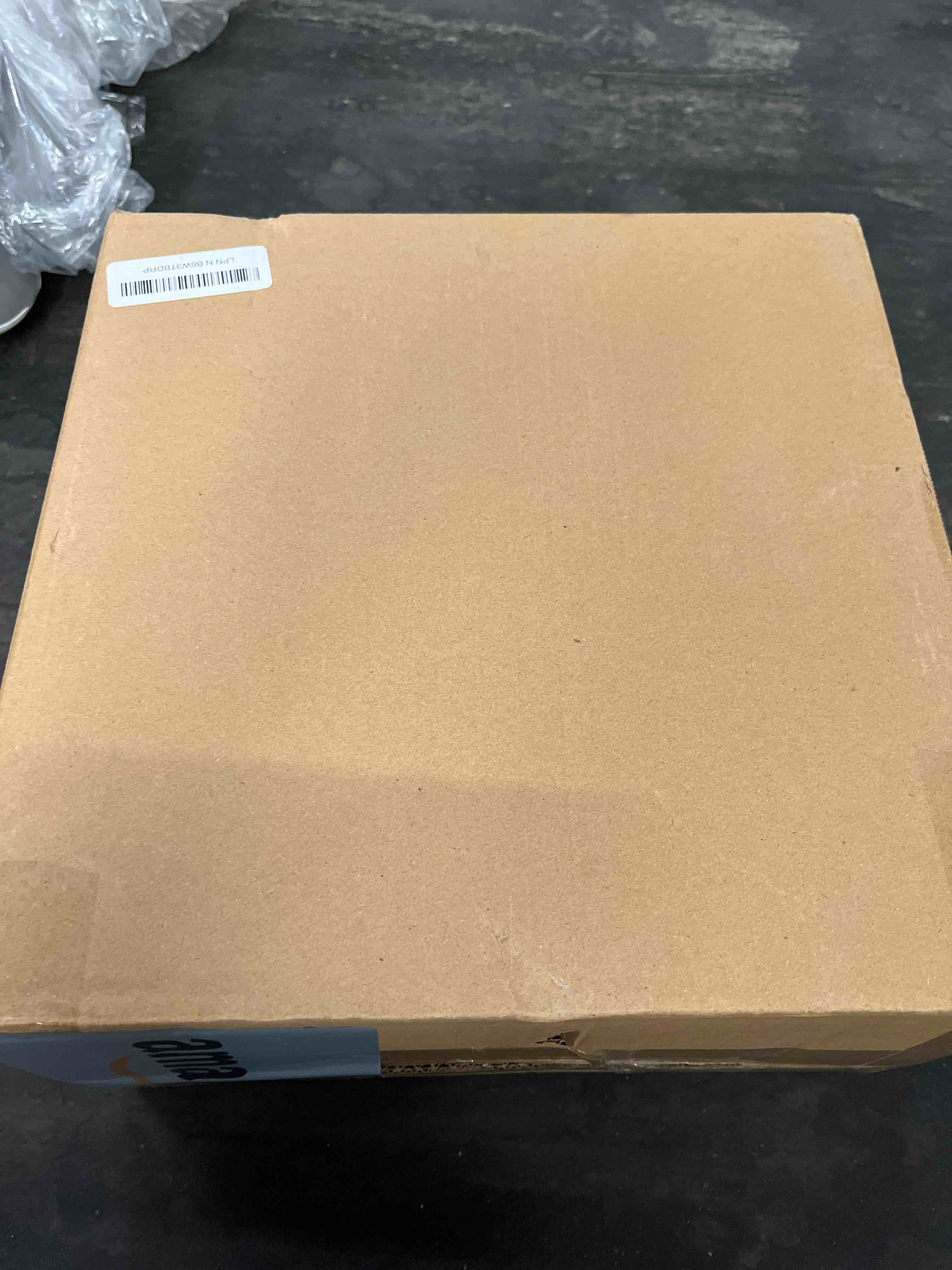 https://s3.amazonaws.com/lotting-images-prod/RustDustWanderlust/BRN4382192_1776176602430.jpeg