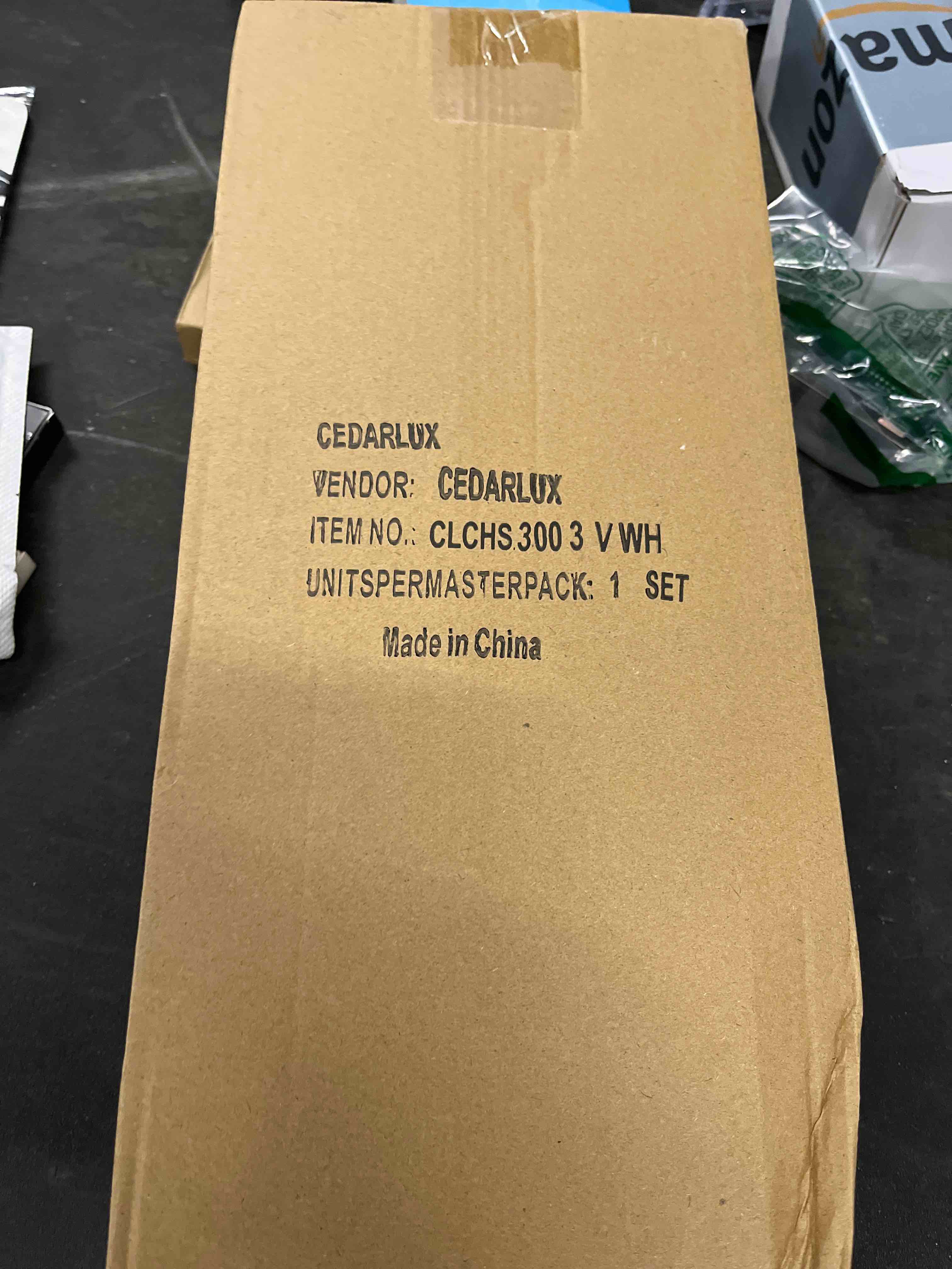 https://s3.amazonaws.com/lotting-images-prod/RustDustWanderlust/BRN4382878_1776256197222.jpeg