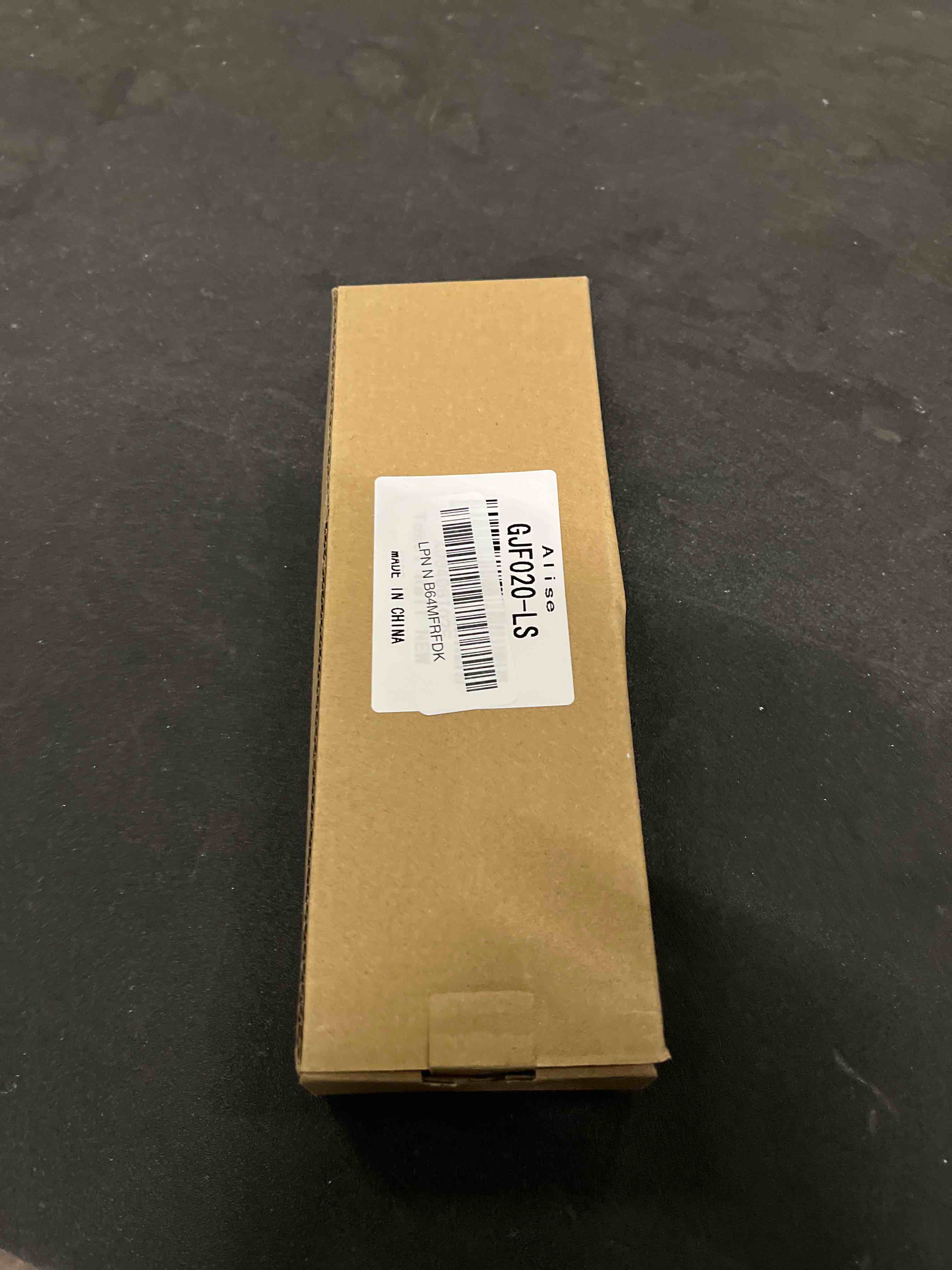 https://s3.amazonaws.com/lotting-images-prod/RustDustWanderlust/BRN4383192_1776256500012.jpeg