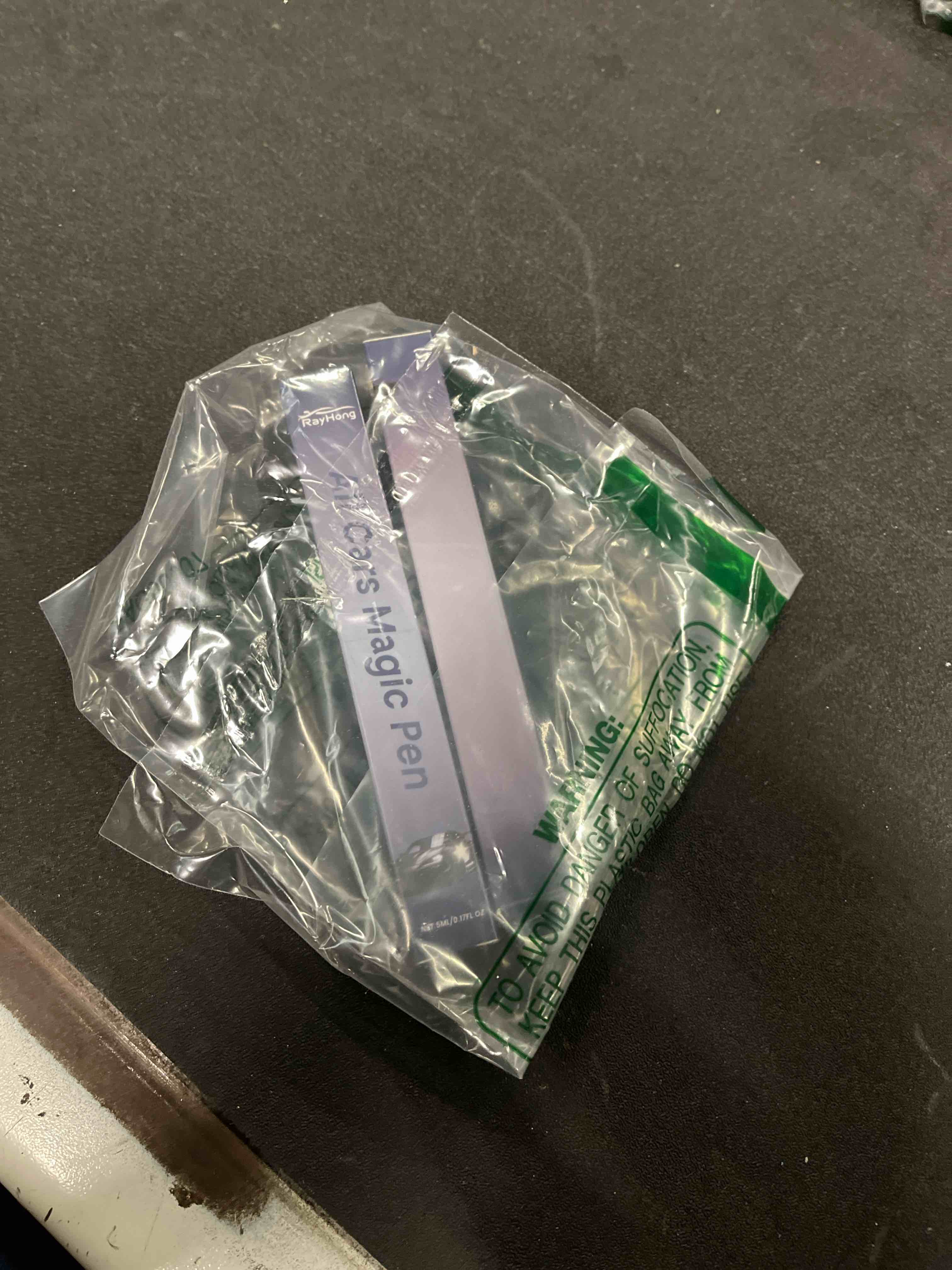https://s3.amazonaws.com/lotting-images-prod/RustDustWanderlust/BRN4383199_1776257078587.jpeg