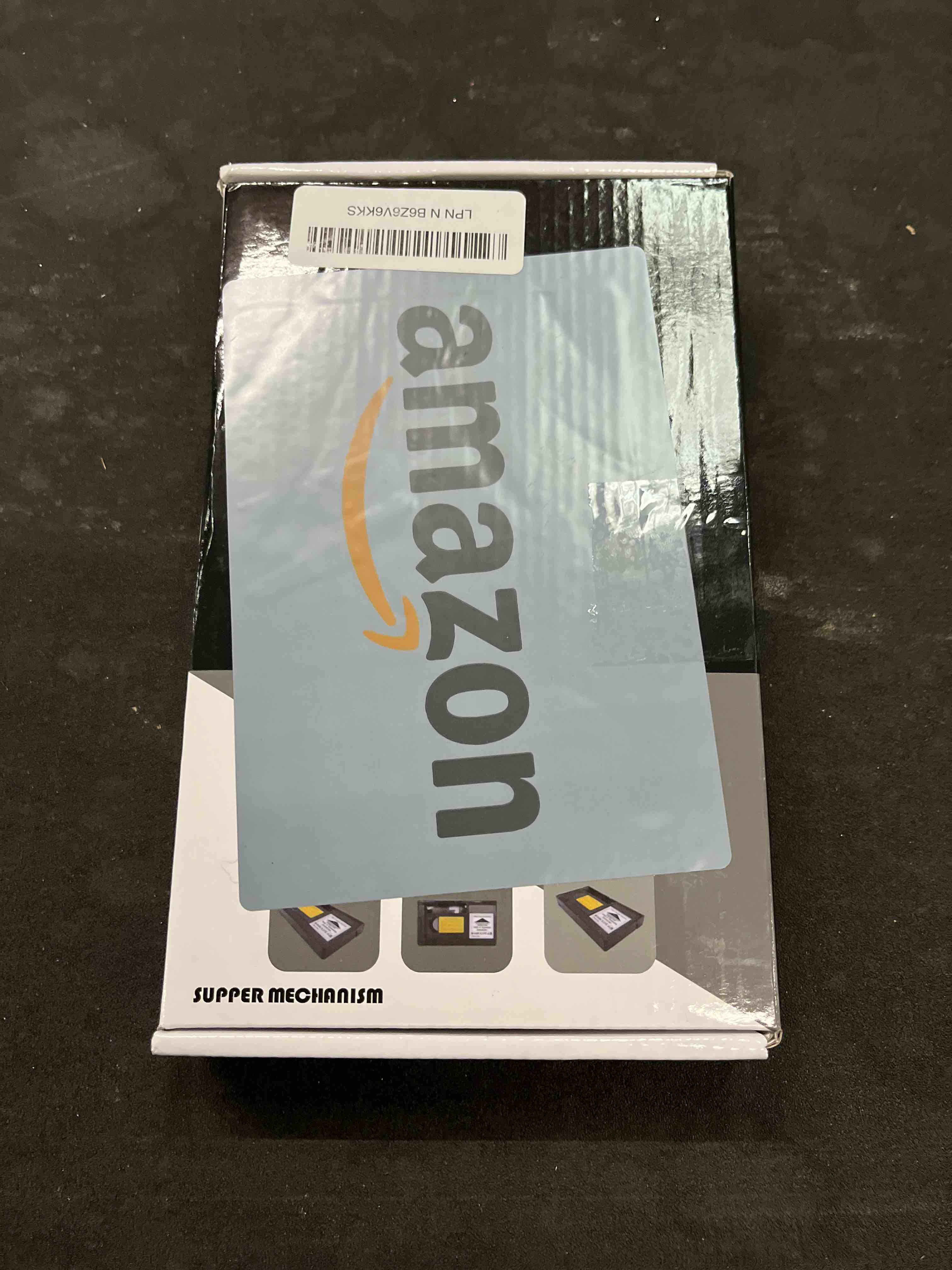 https://s3.amazonaws.com/lotting-images-prod/RustDustWanderlust/BRN4383407_1776270087506.jpeg