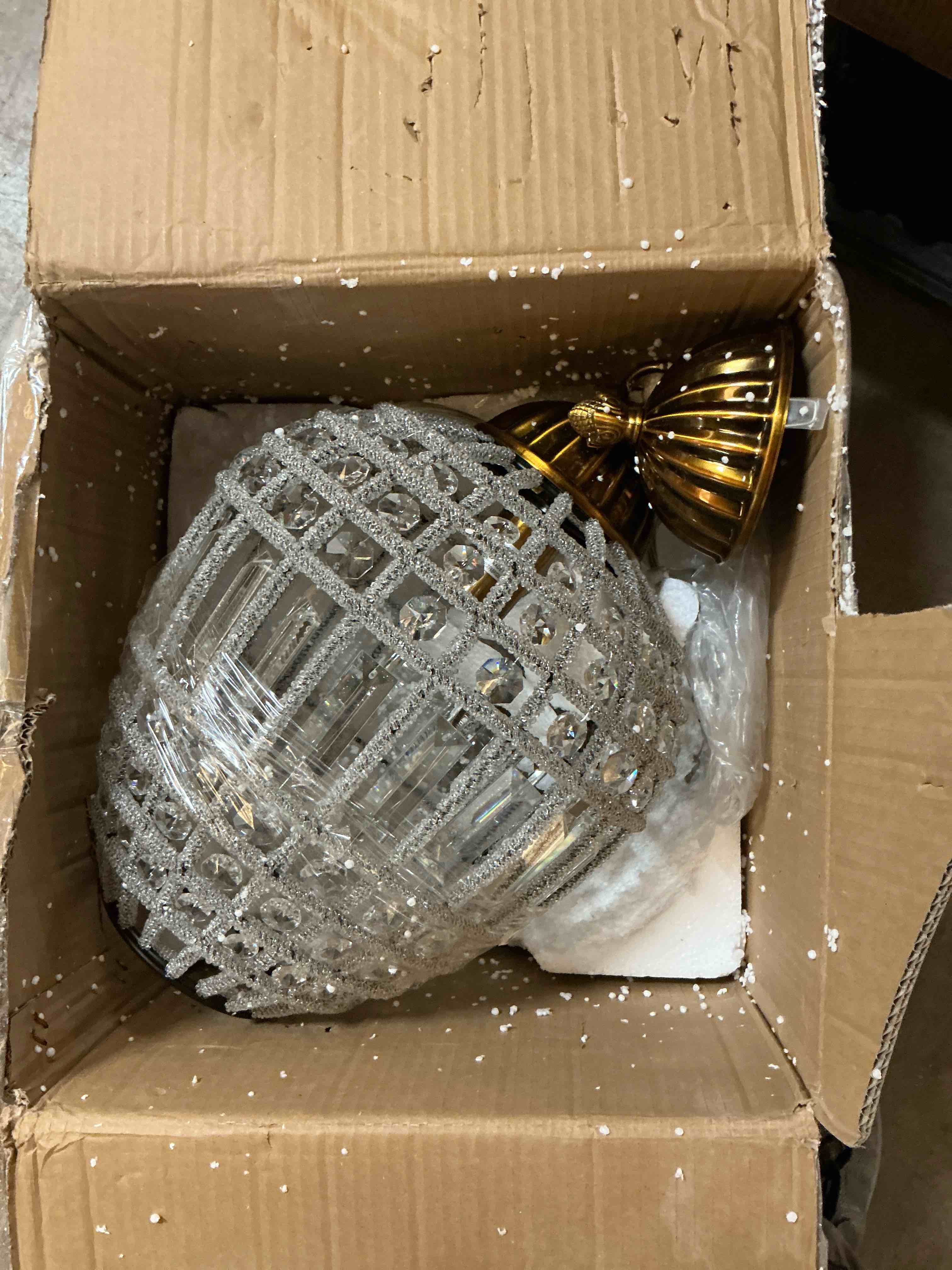 crystal chandelier 