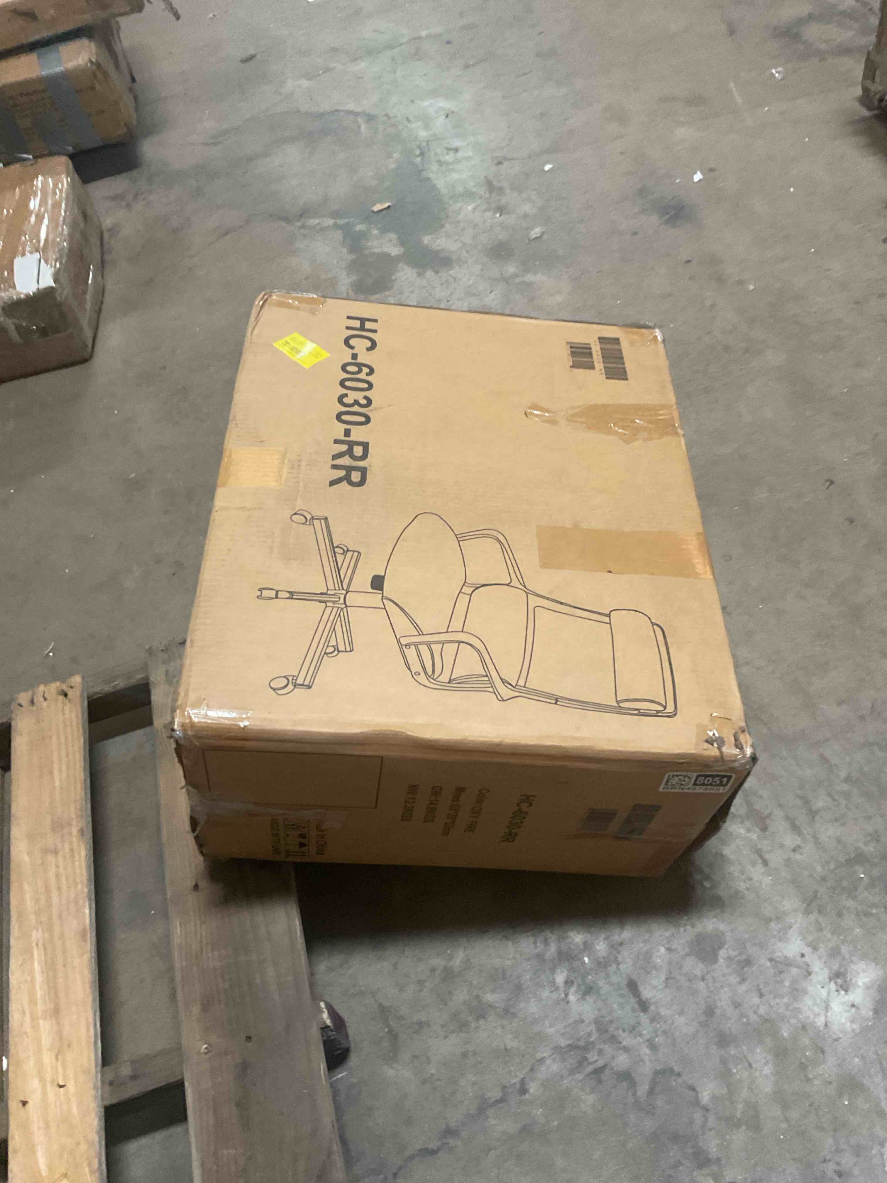 https://s3.amazonaws.com/lotting-images-prod/RustDustWanderlust/BRN4978051_1777145733291.jpeg
