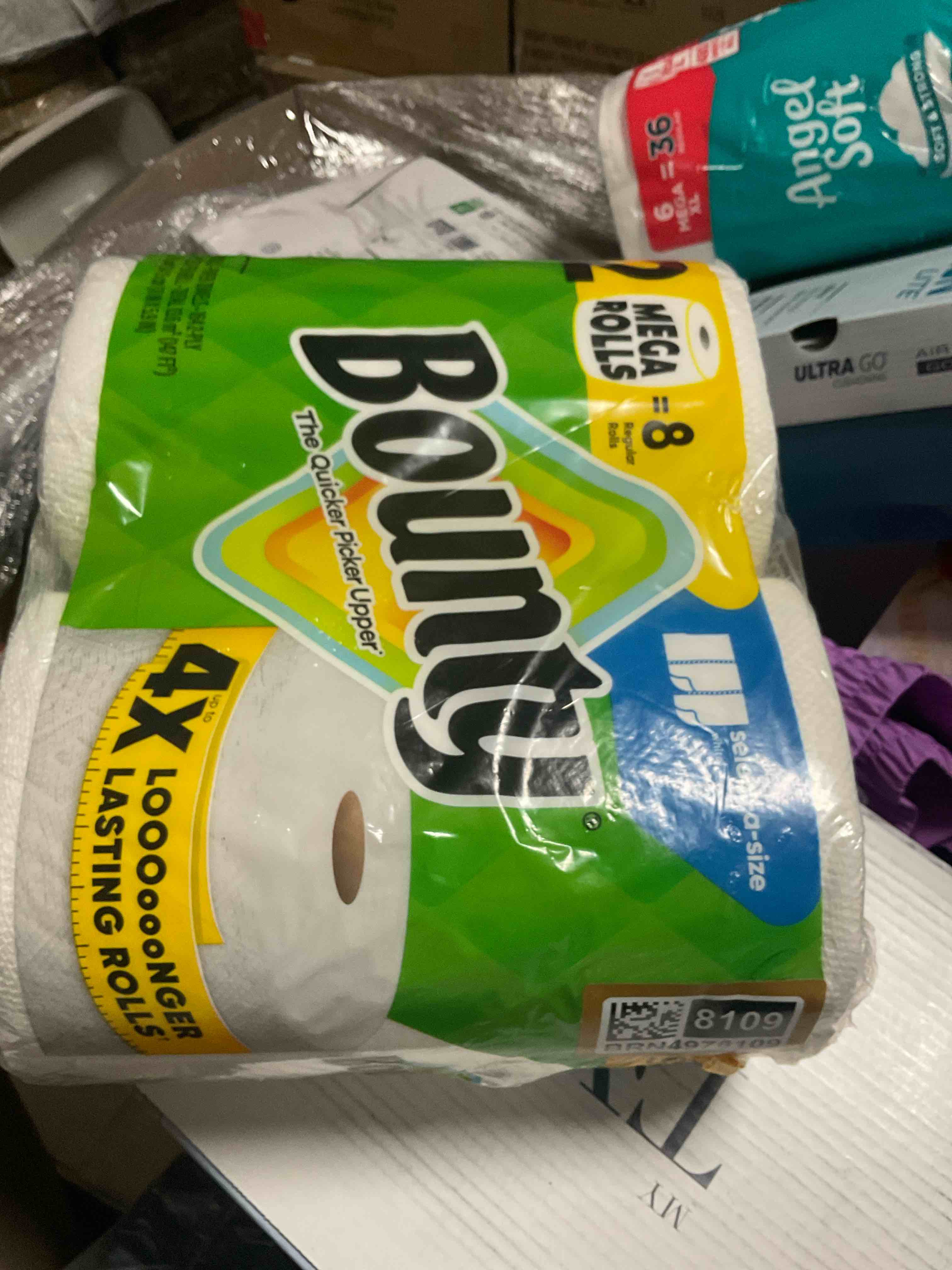 Condition photo showing Good Condition for bounty 4x longer lasting rolls