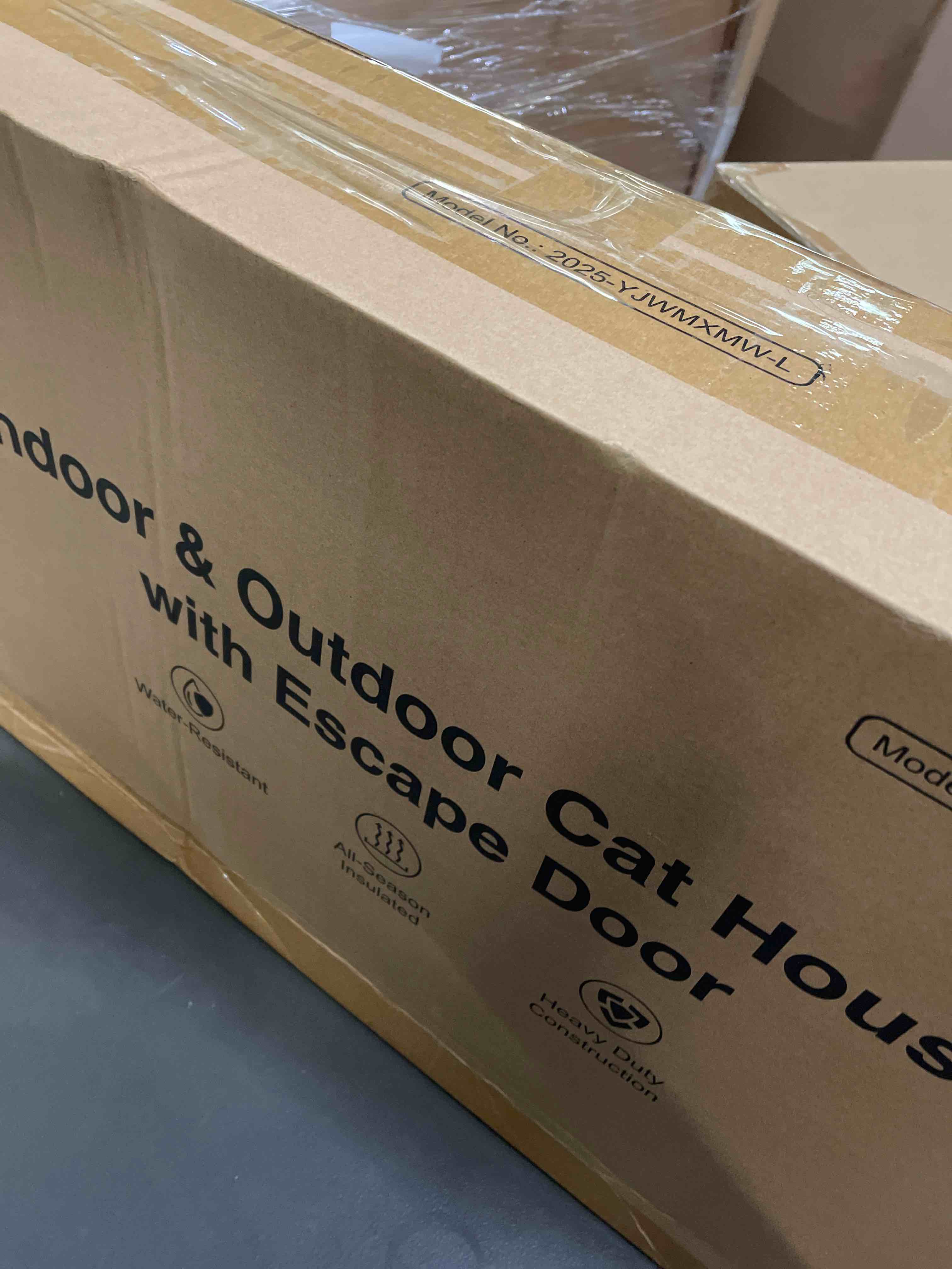 Condition photo showing Good Condition for indestructible heated cat house for outside cats winter, 100% weatherproof, safe escape door, insulated outdoor cat shelter with heater for feral barn cat kitty (desert camouflage, 26"x17"x14") desert camouflage 26"x17"x14"