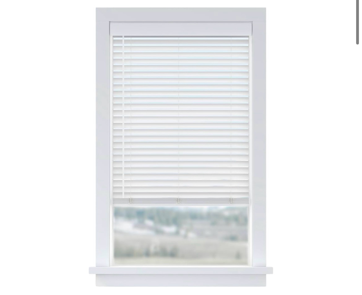 Levalor 2 In Faux Wood Blind 32x64 In white