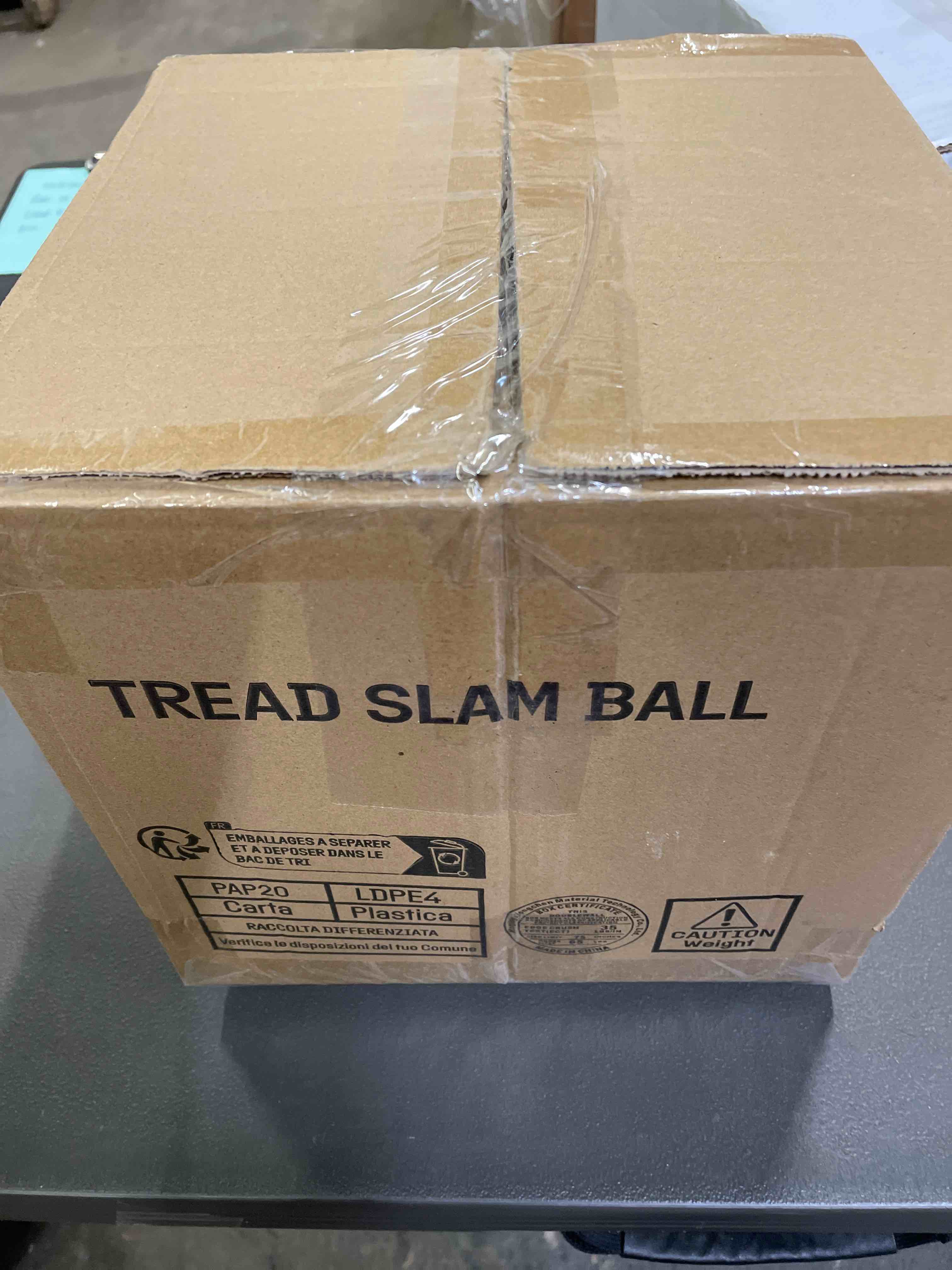 Condition photo showing Good Condition for tread slam ball